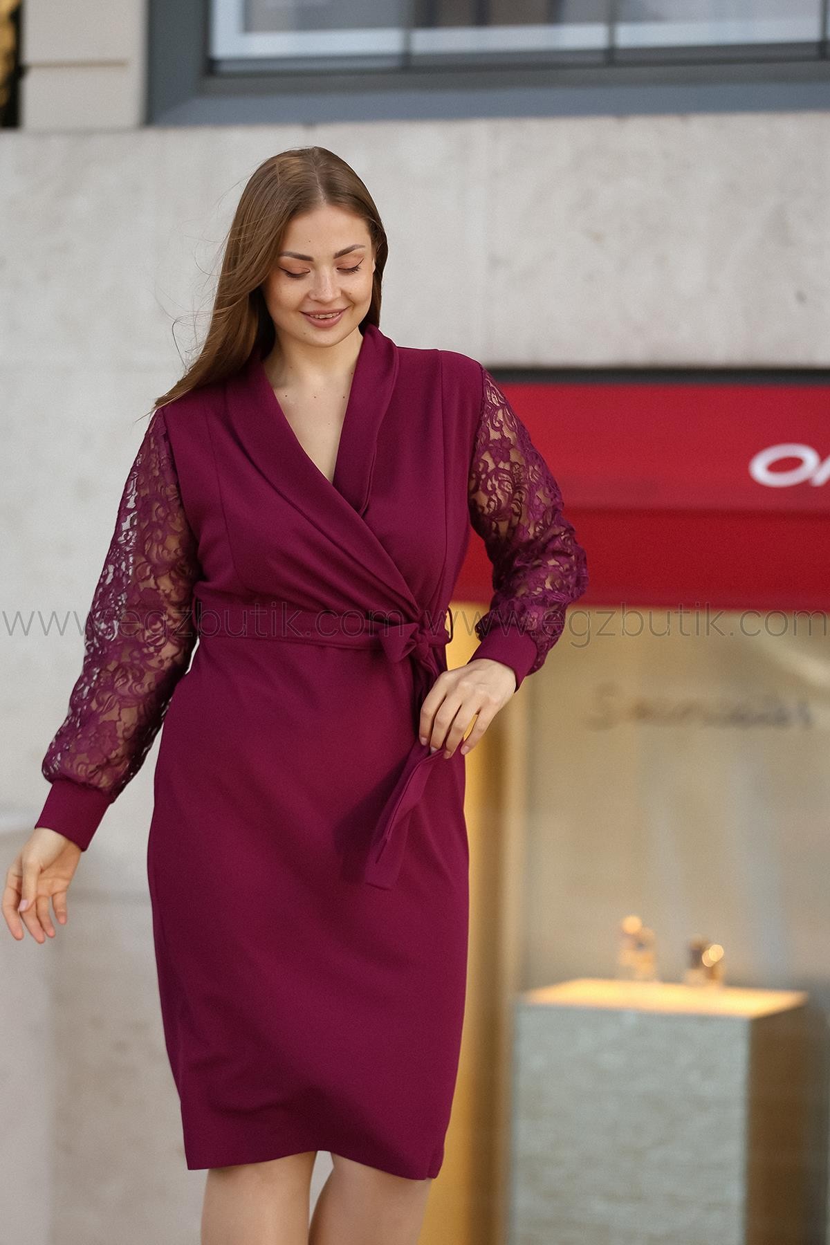 Ceket Yaka Kolları Dantel Detaylı Kemerli Mürdüm Elbise