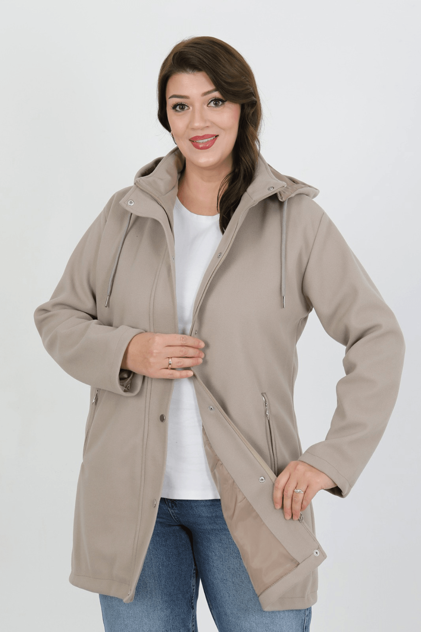 Büyük Beden Kısa Kaşe Mont - Bej