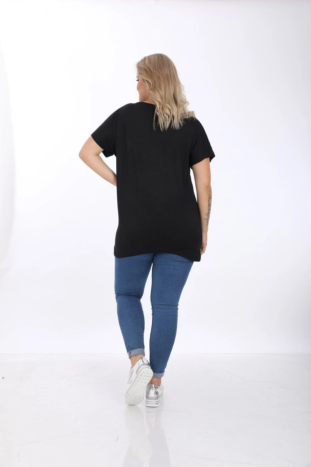 Kanatlı Araba Desenli Büyük Beden Siyah T-Shirt