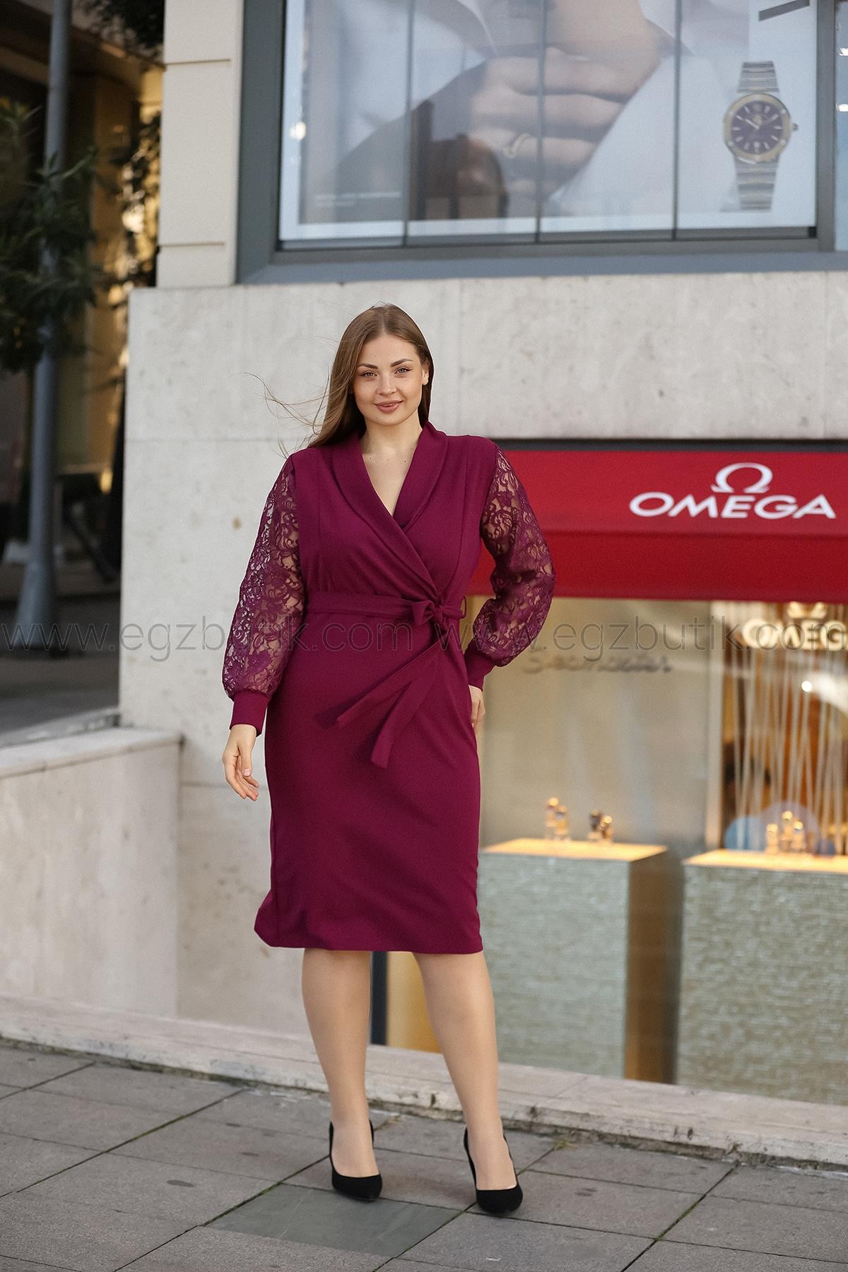 Ceket Yaka Kolları Dantel Detaylı Kemerli Mürdüm Elbise