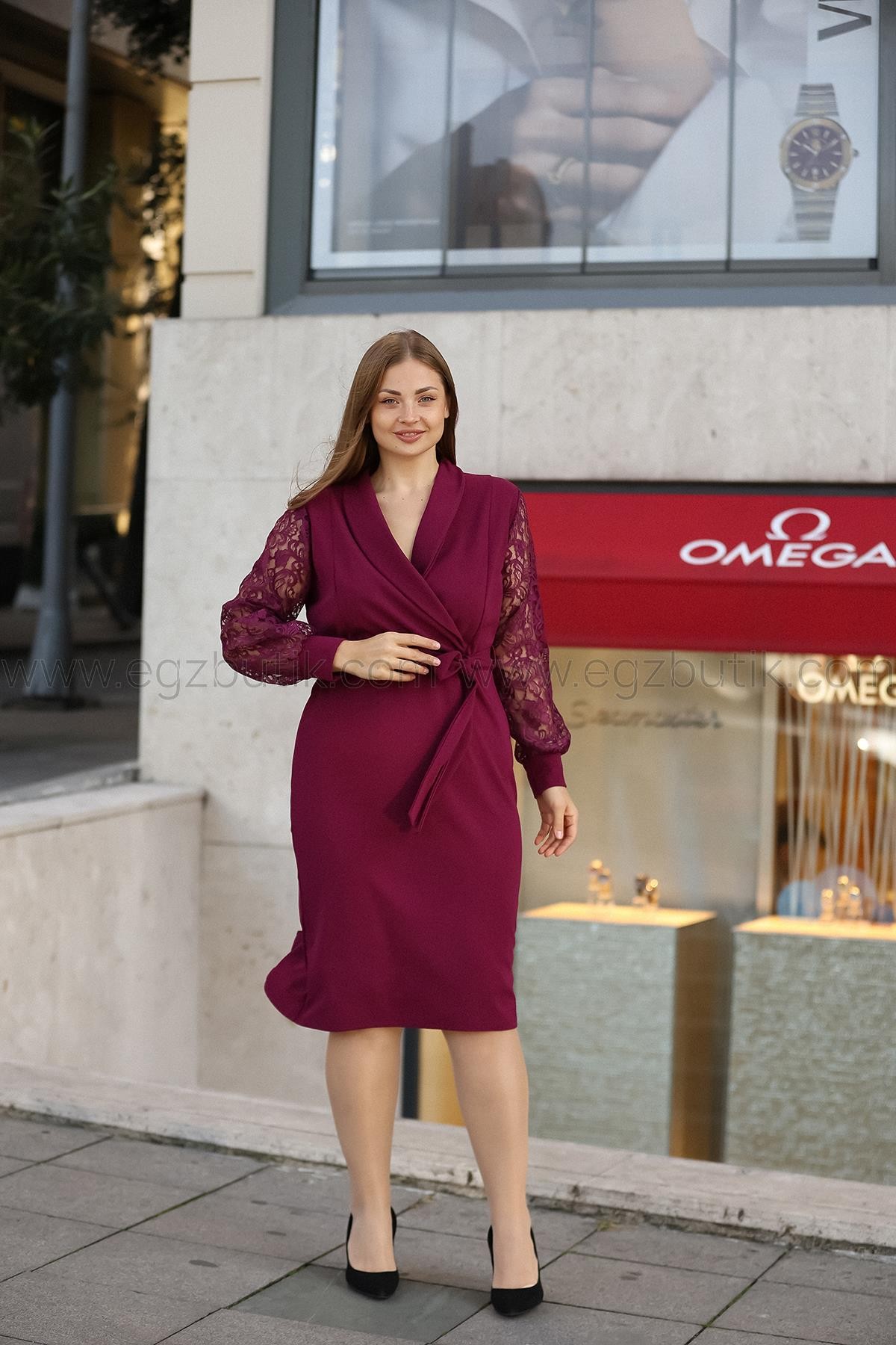 Ceket Yaka Kolları Dantel Detaylı Kemerli Mürdüm Elbise