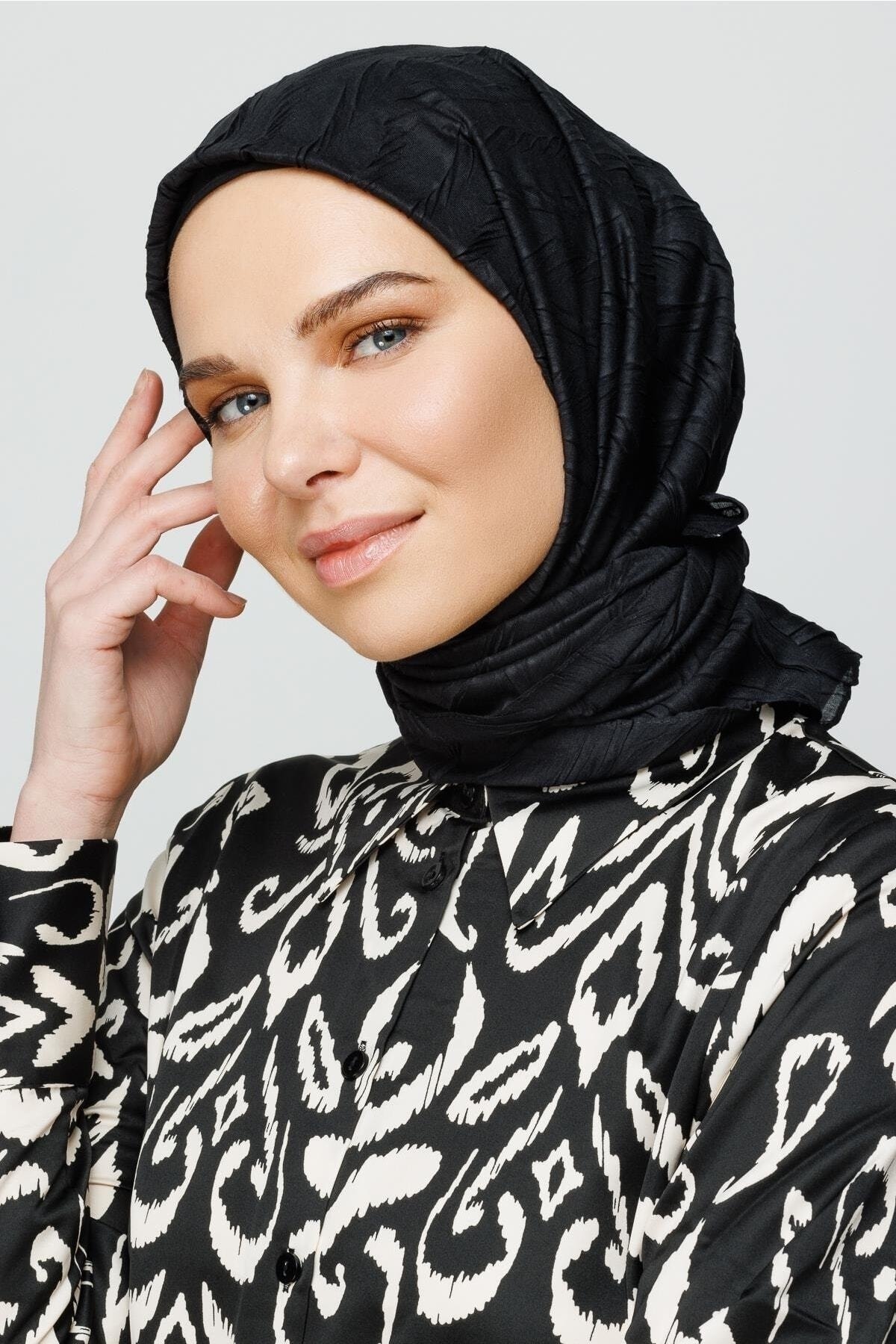 Siyah Piliseli Bambu Eşarp