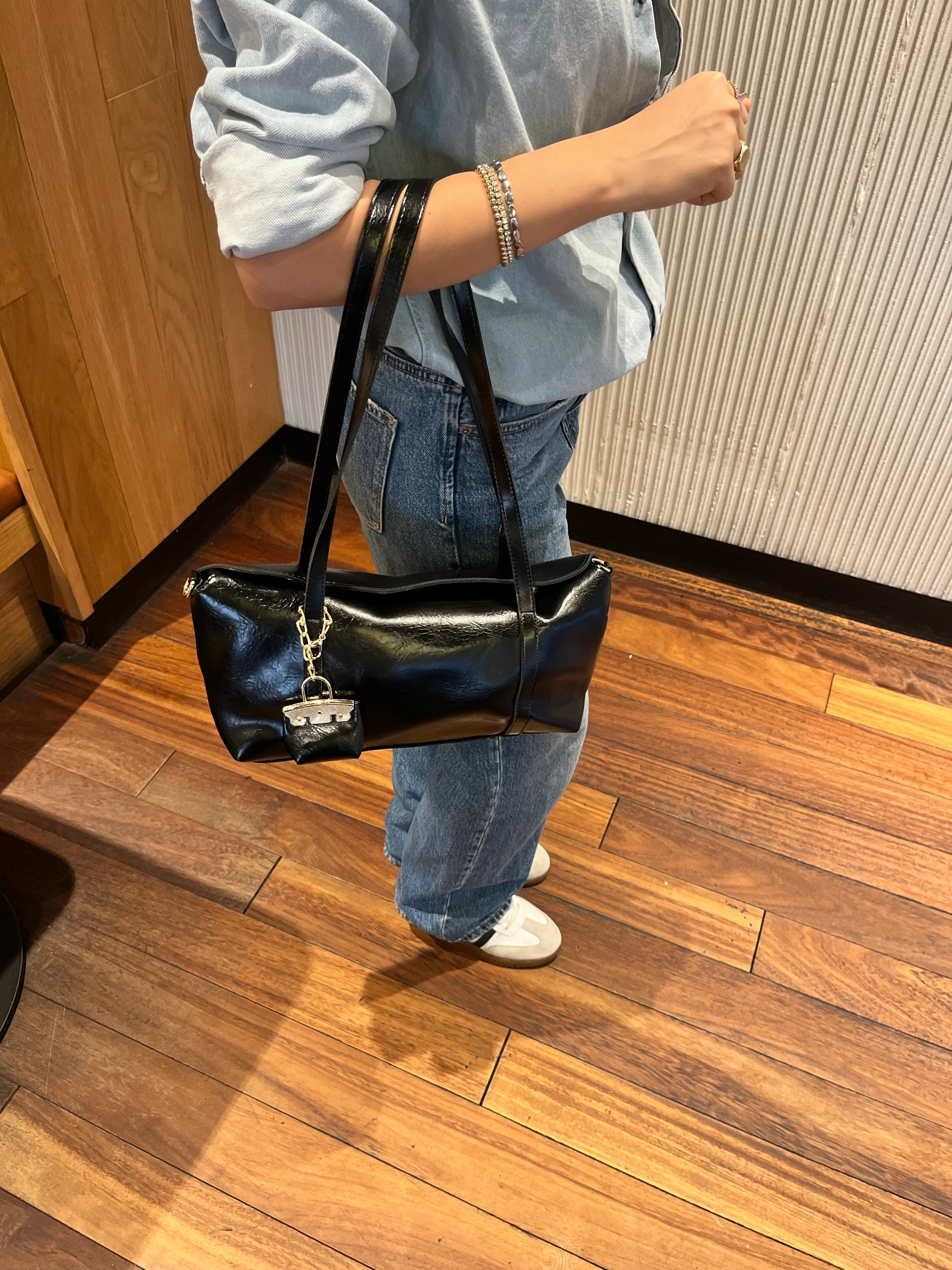 Paxton / Charmlı El ve Omuz Kadın Çanta