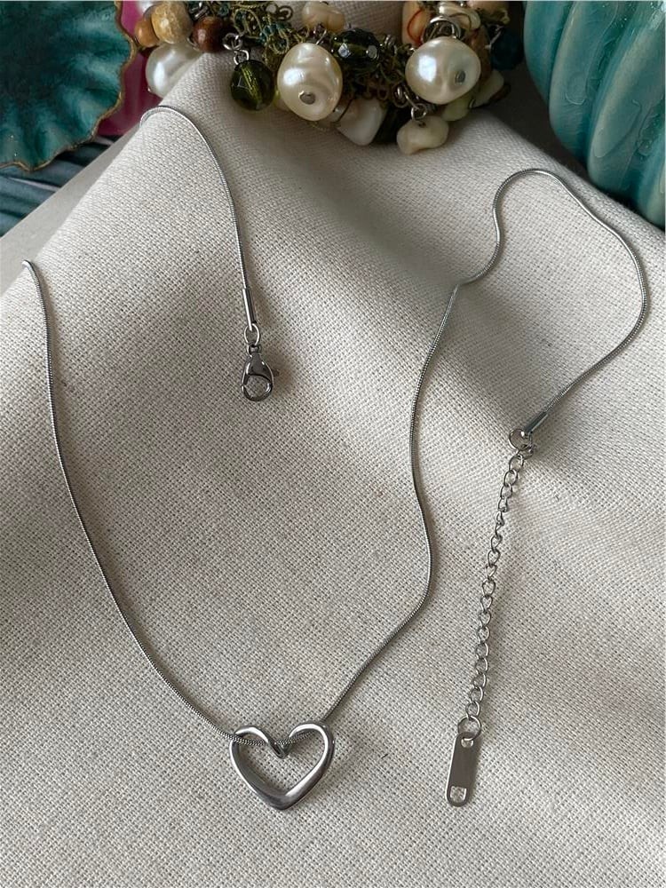 Çelik Silver Loop Heart Kolye