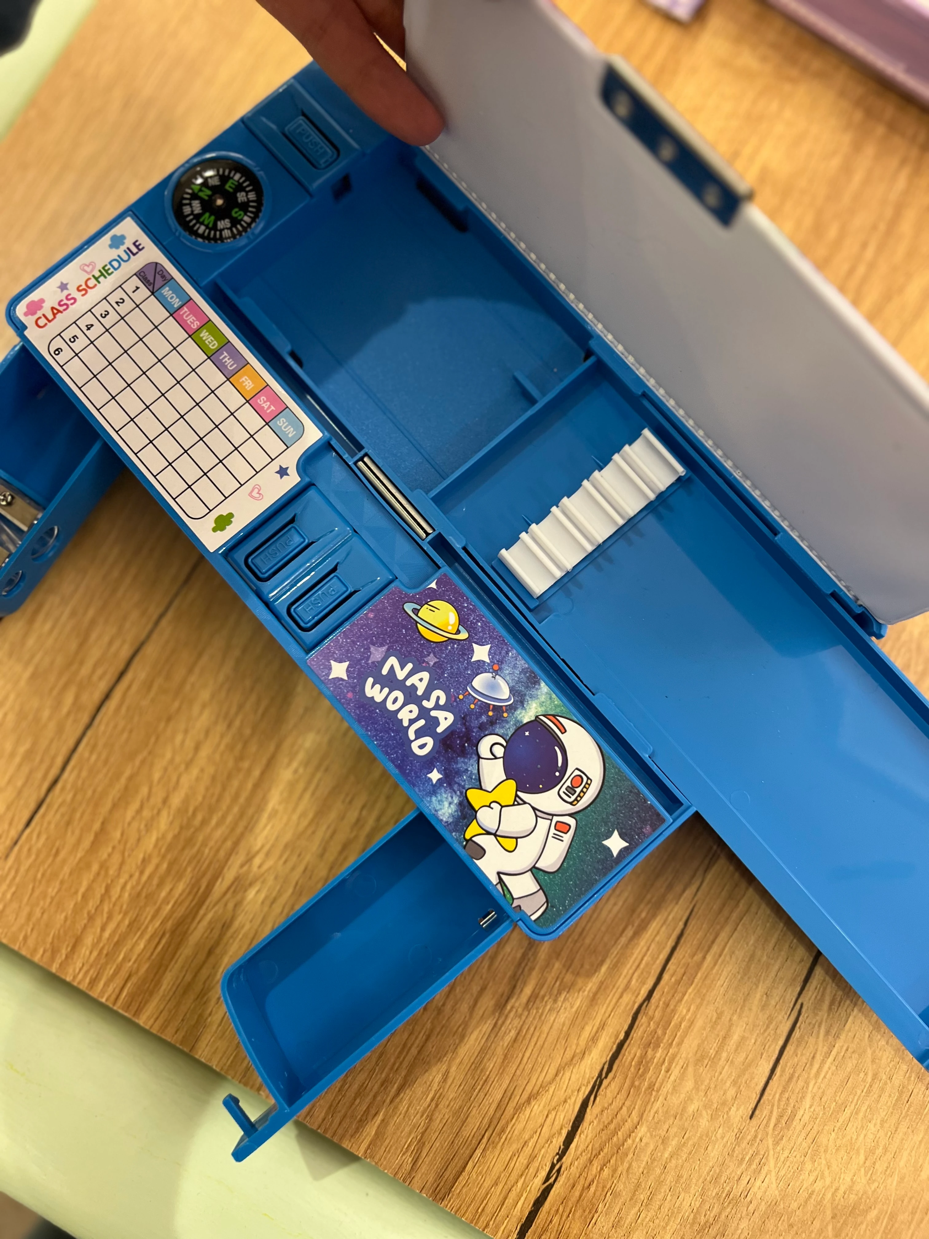 çok fonksiyonlu kalemlik 