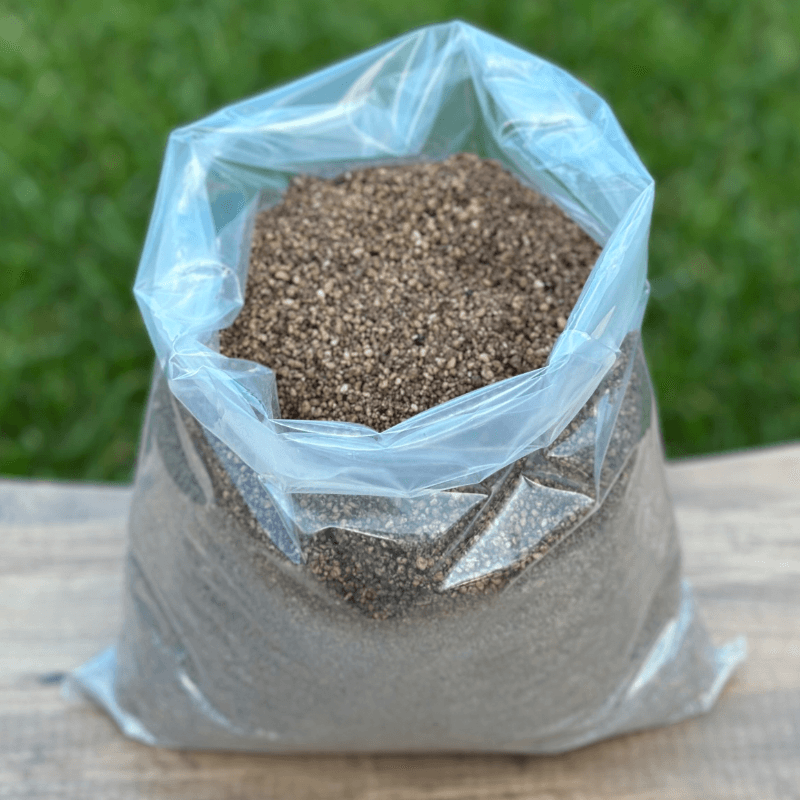 Solucan Gübreli Perlit Toprak Düzenleyici (130 Litre)