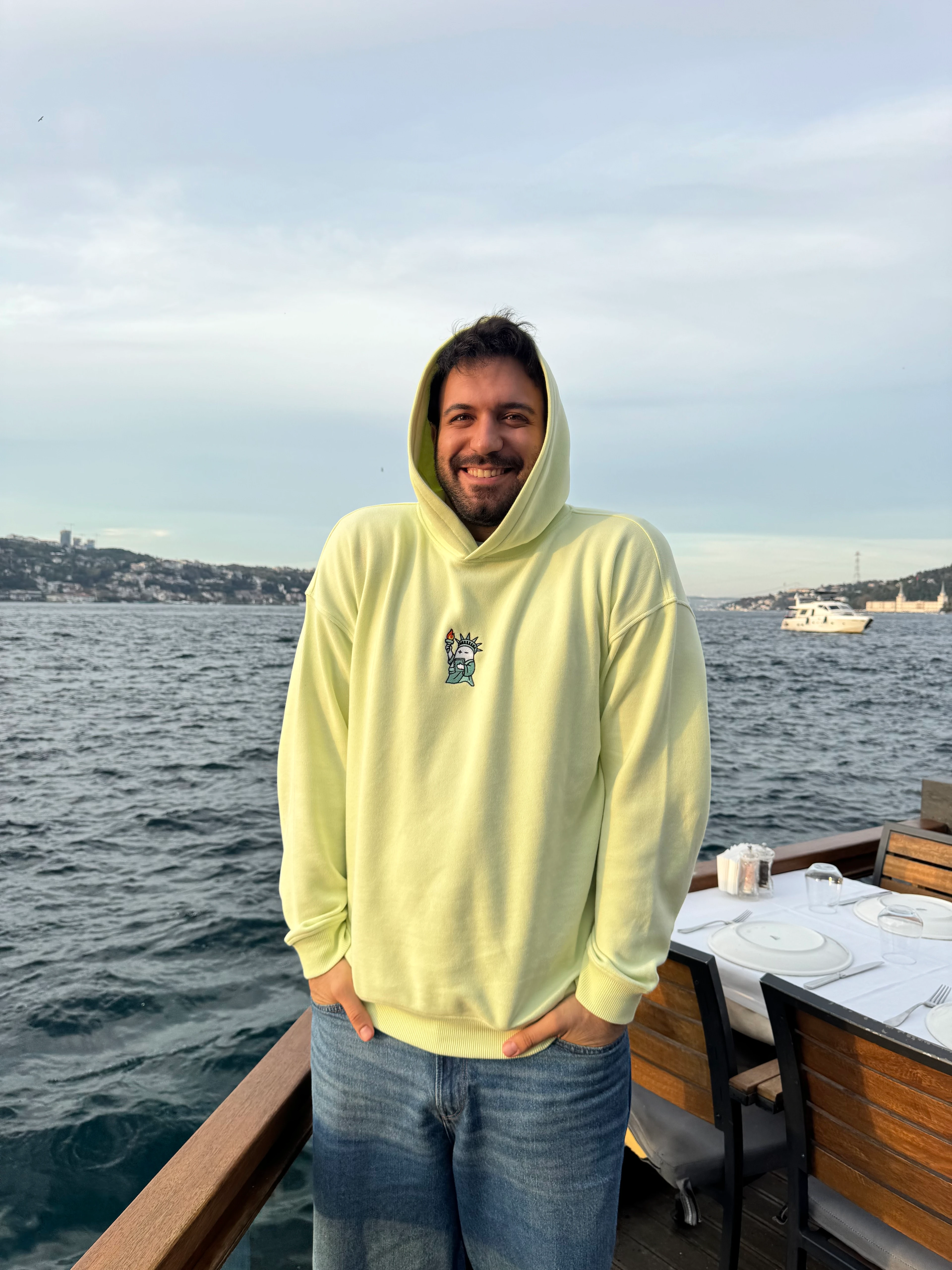 New York Heykeli - Misket Yeşili Hoodie