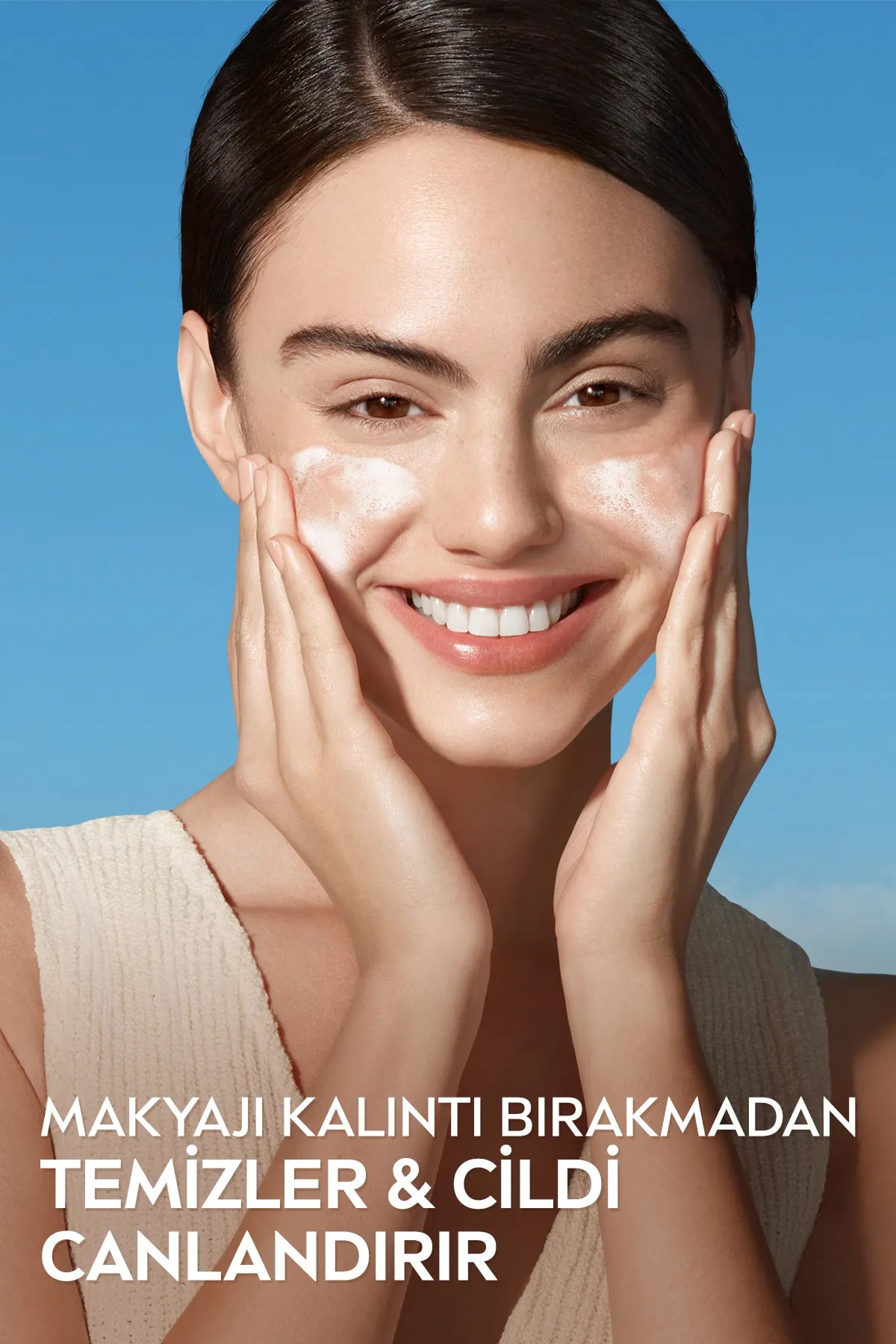 NIVEA AQUA ROSE ORGANİK GÜL SUYU İÇEREN MAKYAJ TEMİZLEME JELİ