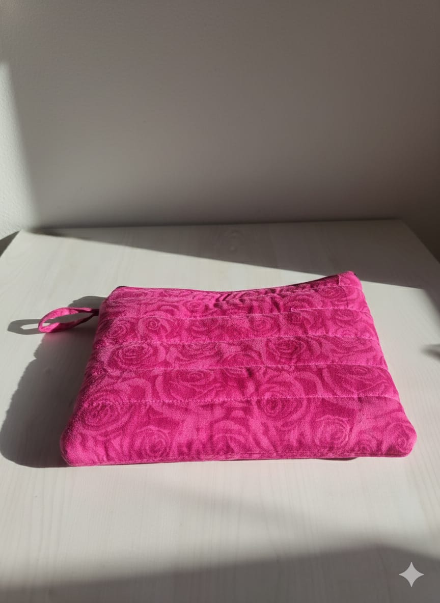 AURA Pembe Gül Desenli Tablet Çantası