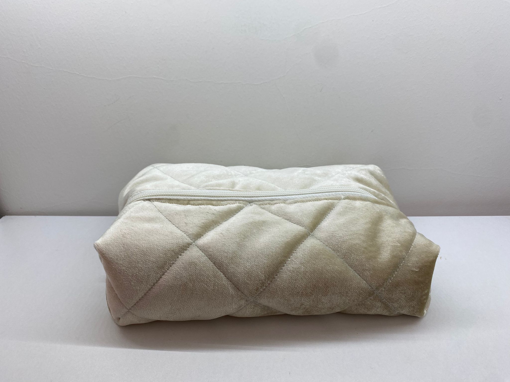 AURA Kadife Makyaj Çantası