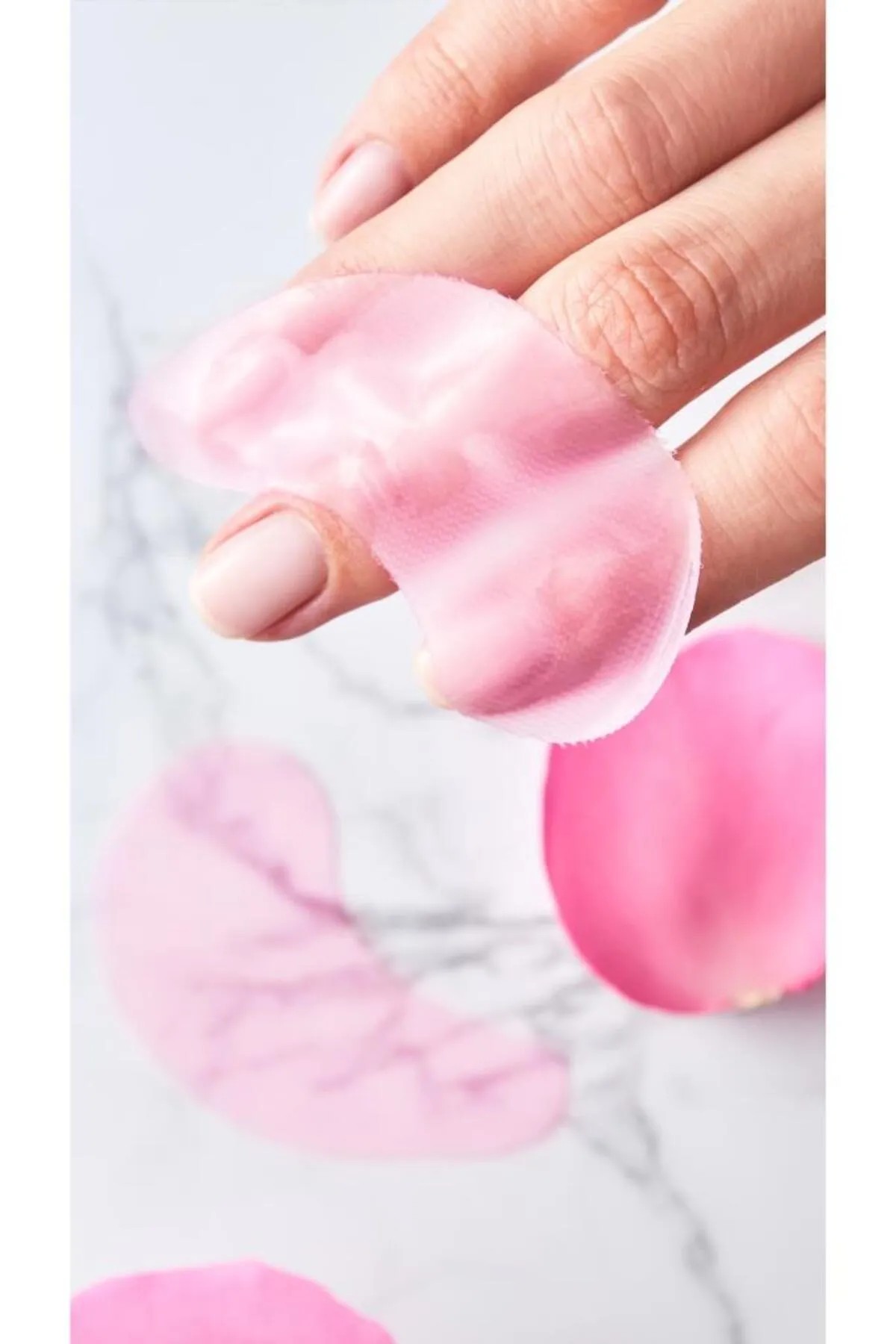 NIVEA AQUA ROSE NEMLENDİRİCİ GÖZ MASKESİ