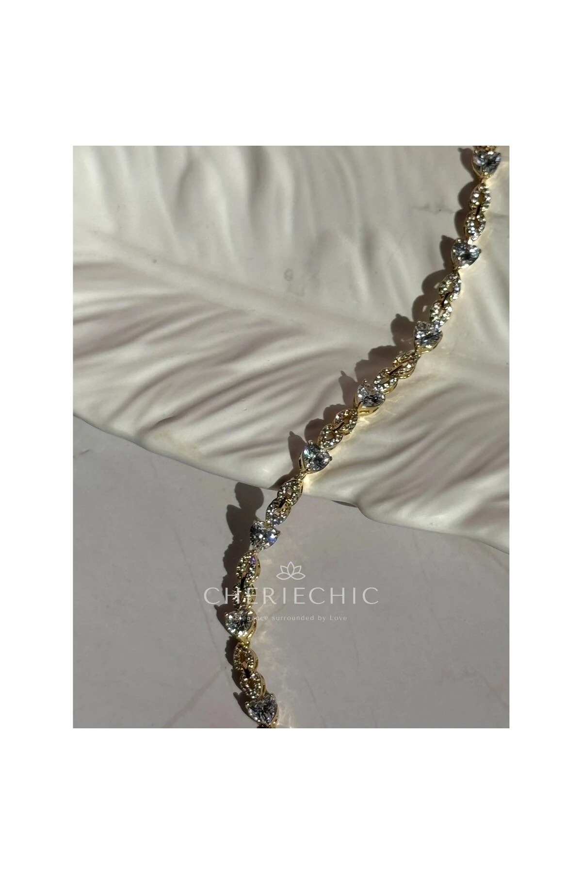 Kalp ve Damla Full Zirkon Taşlı Zarif Bileklik