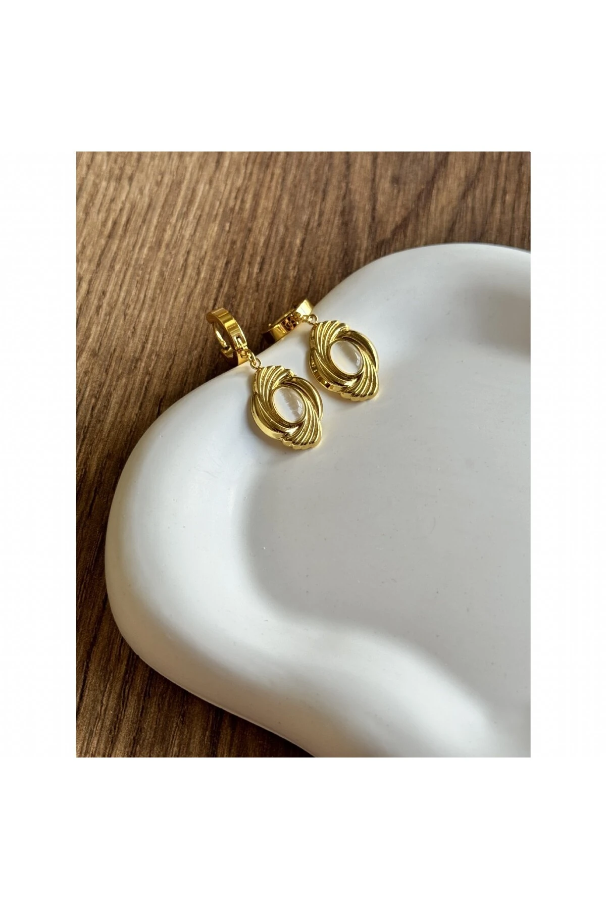 Opal Taşlı Sarmal Charm Çelik Küpe