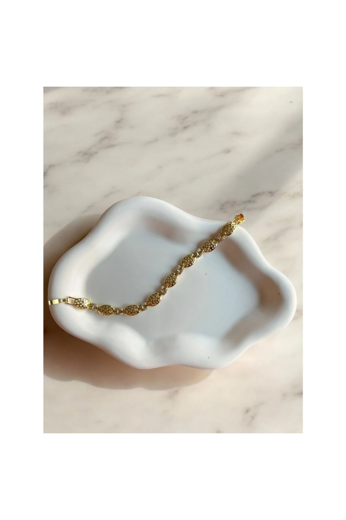 Yıldız Motifli Altın Kaplama Bileklik