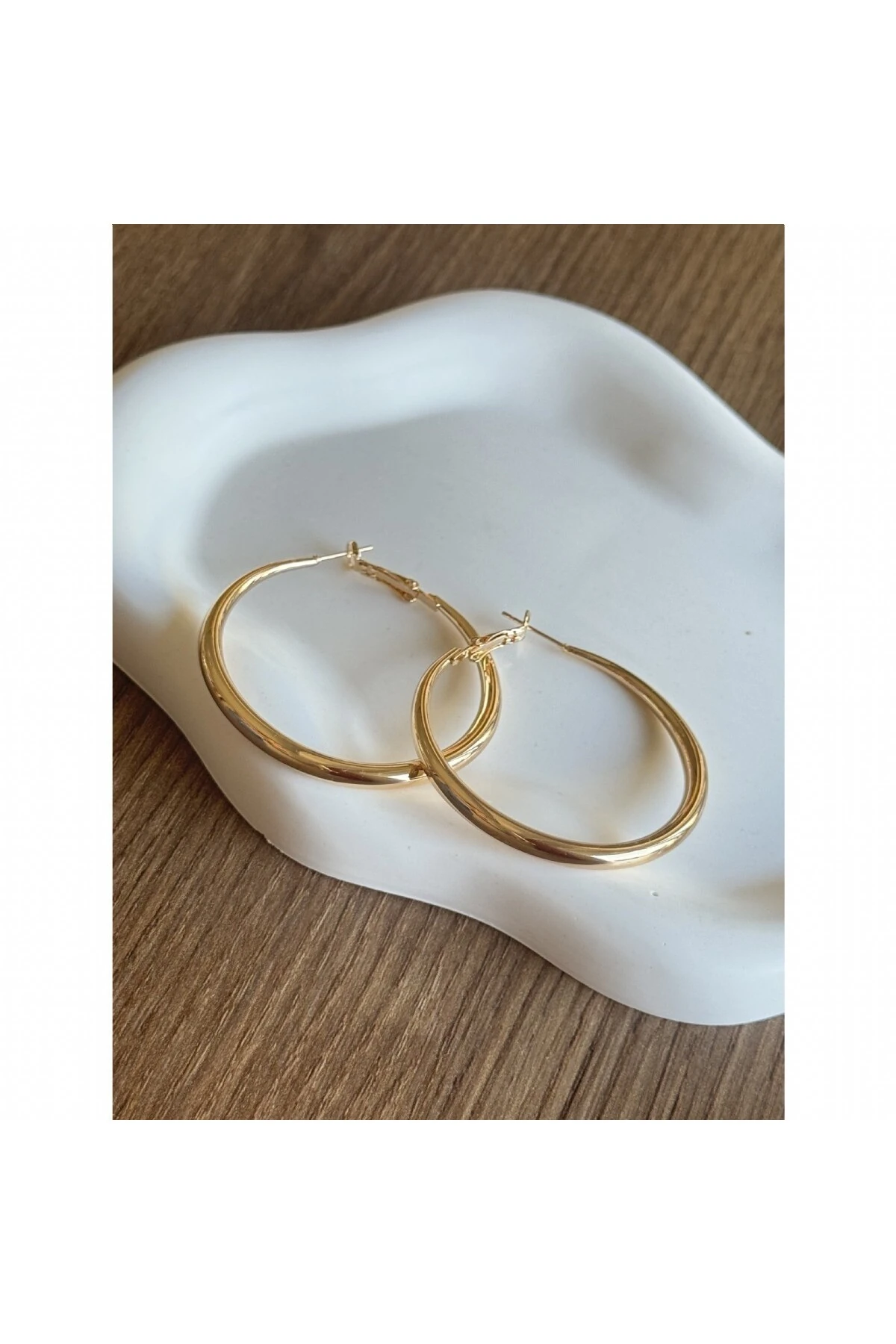 Bombeli Loop Halka Küpe