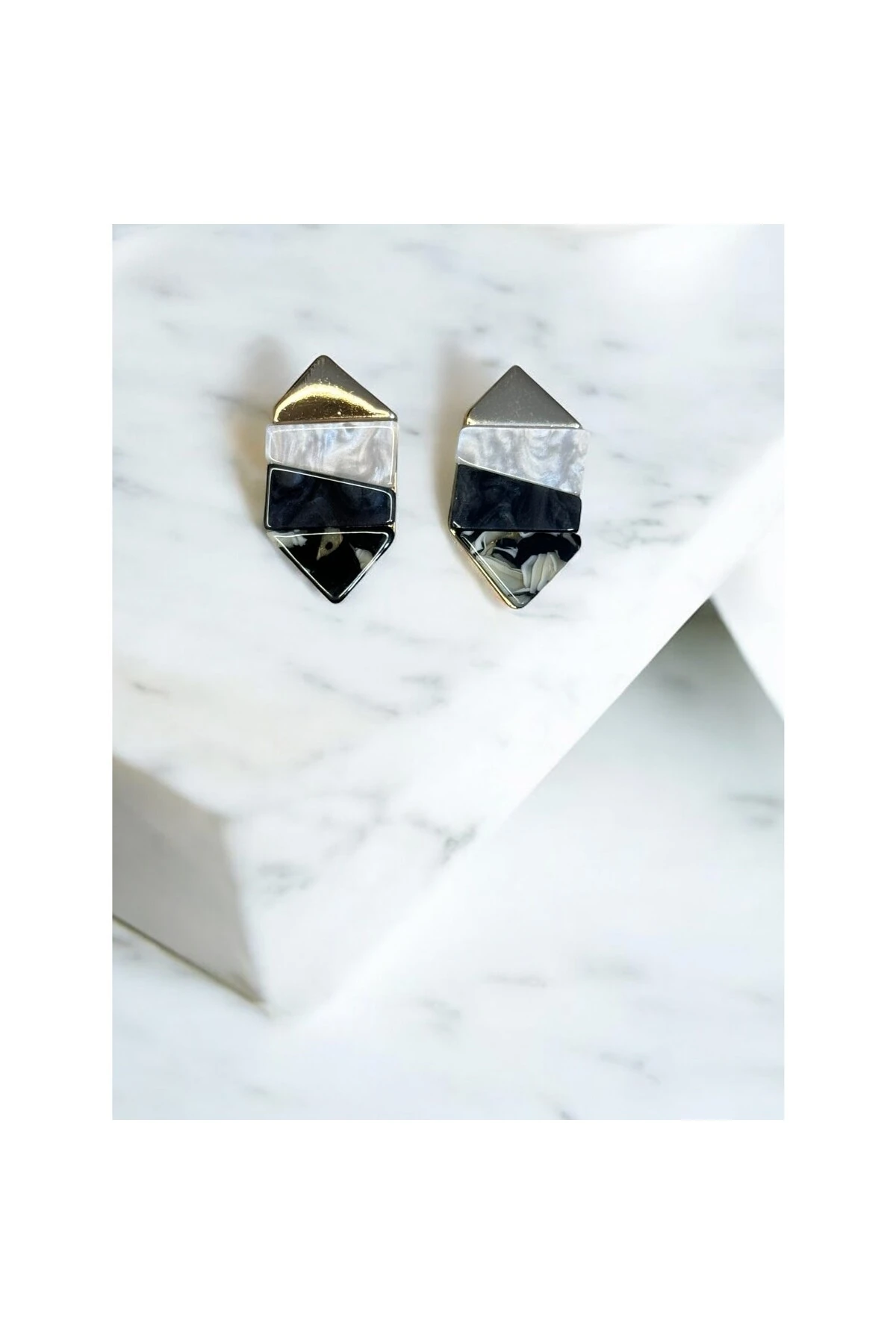 Sedef Üçlü Geometrik Küpe (Siyah)