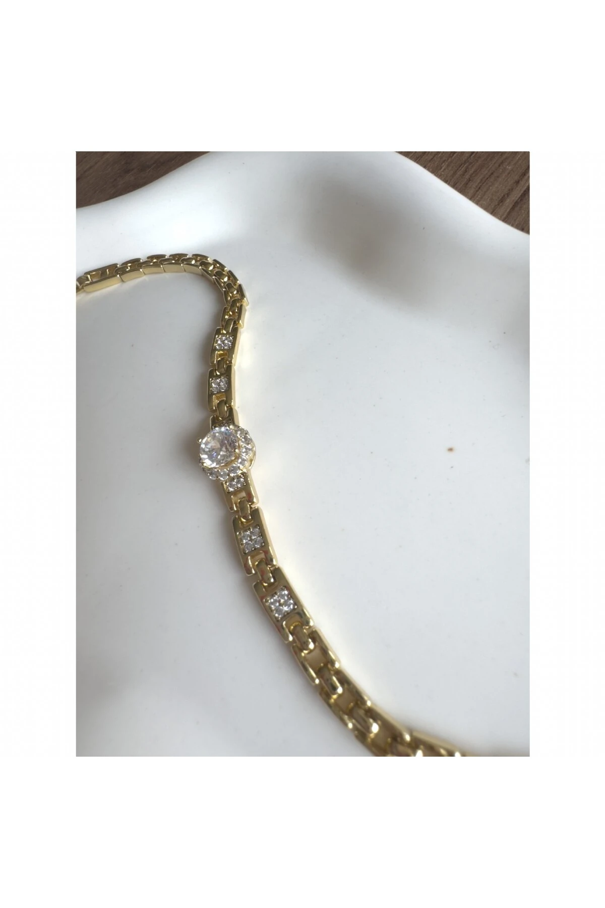 Kemerli Tek Taş Bileklik