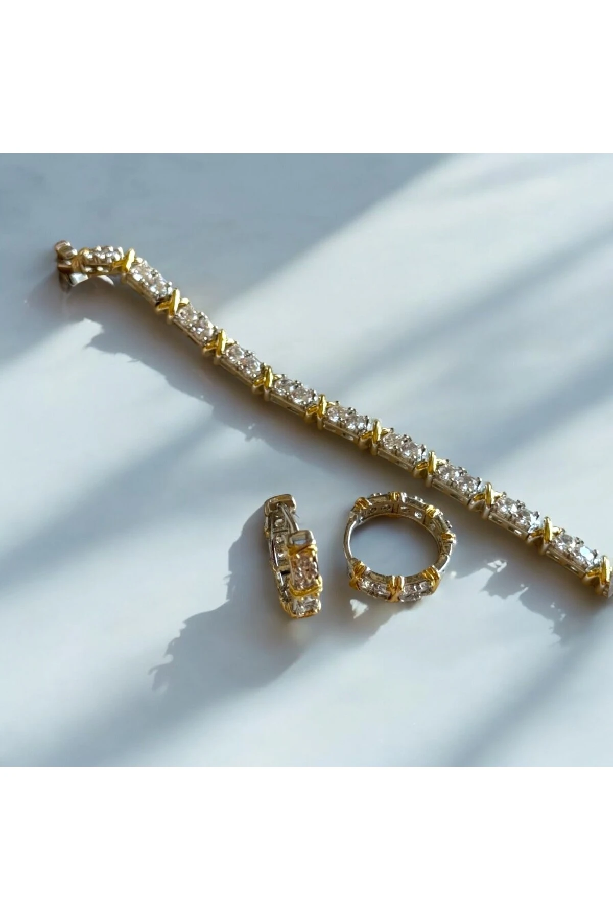 Zarif Tasarım Full Taş X Model Su Yolu Bileklik