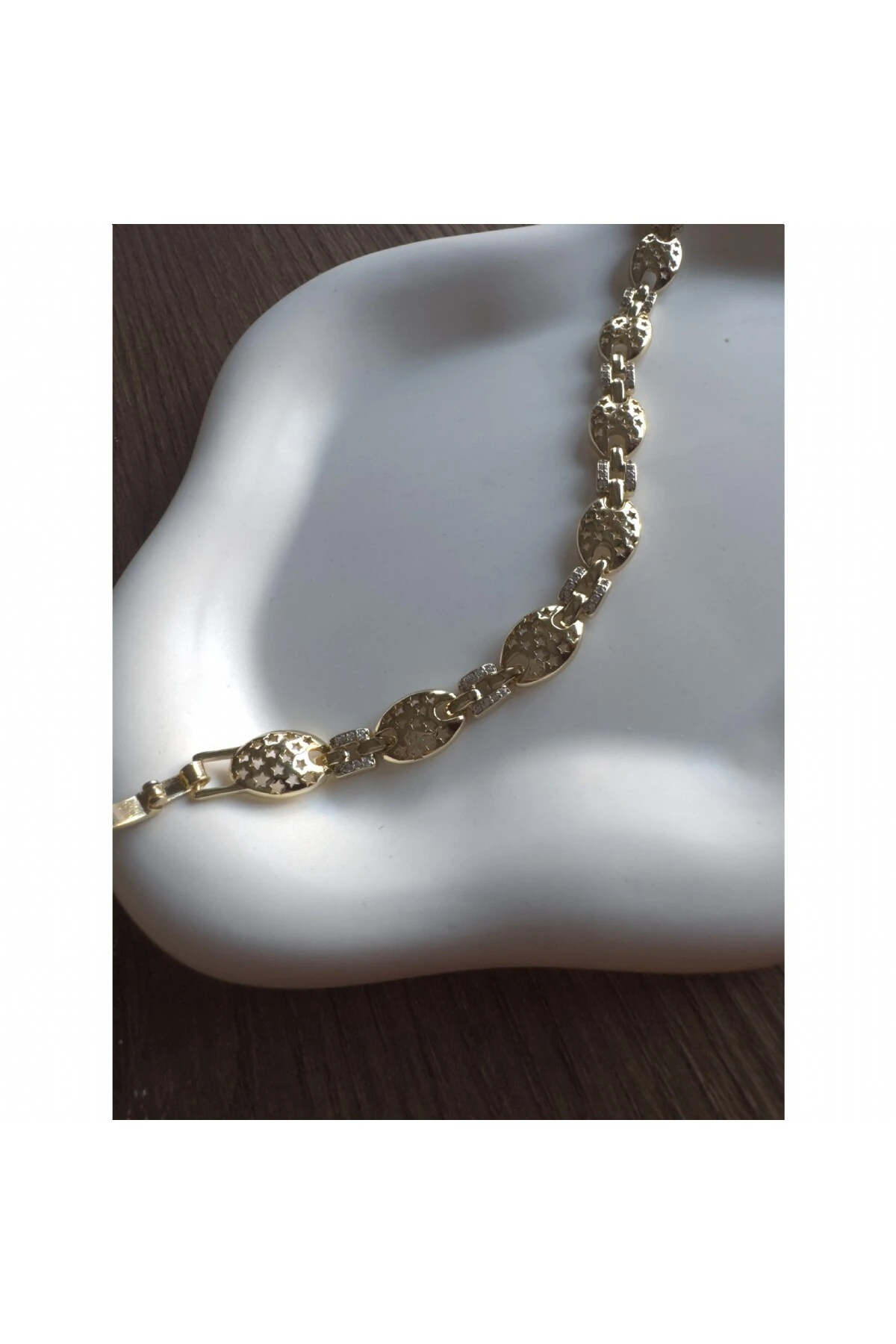 Yıldız Motifli Altın Kaplama Bileklik