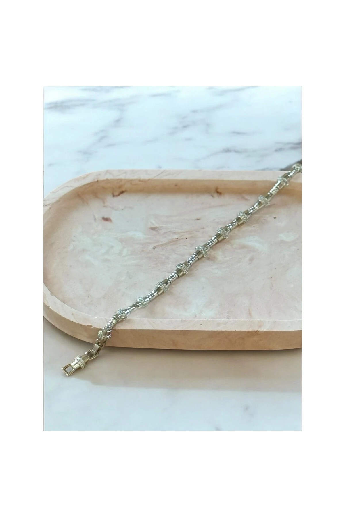 Vazo Model Zirkon Taşlı Bileklik