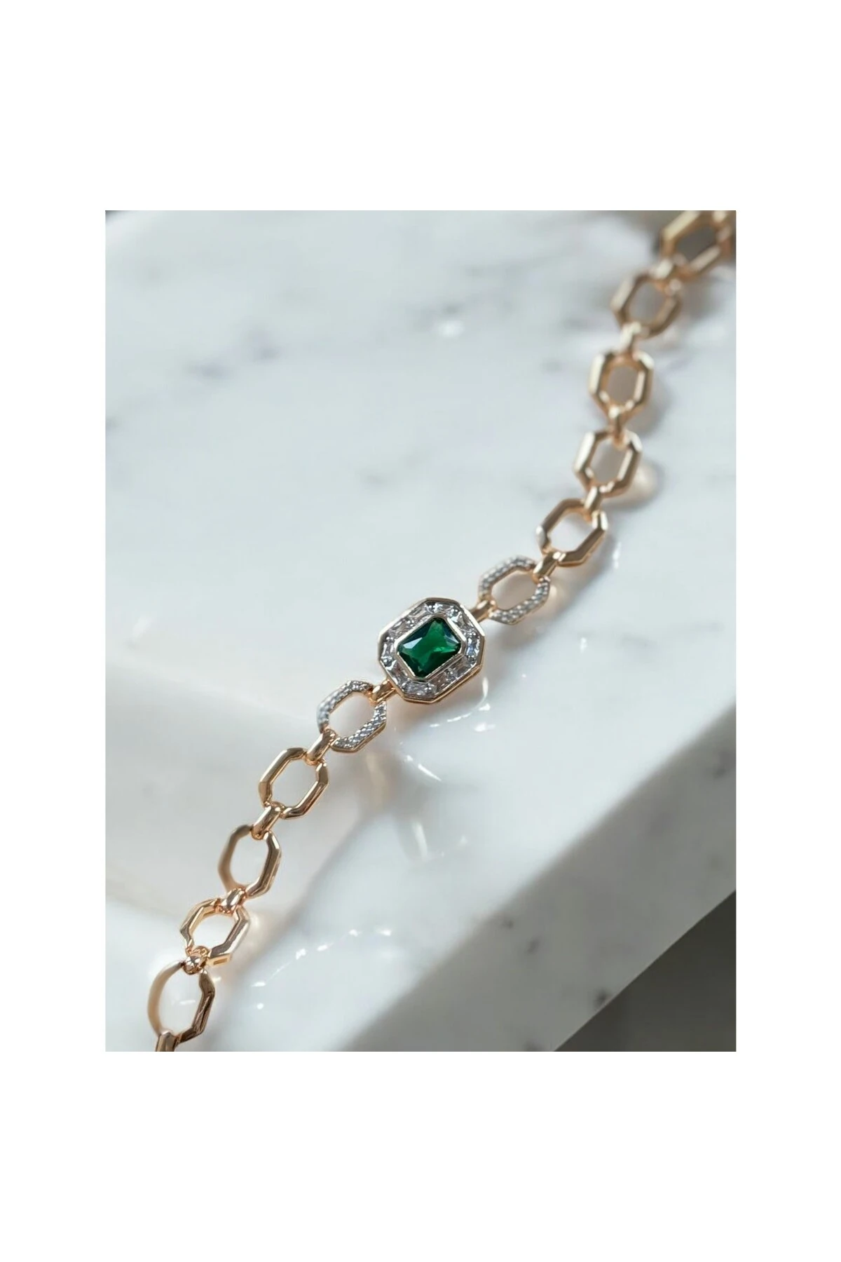 Zincir Model Zümrüt Kristal ve Zirkon Taşlı Bileklik
