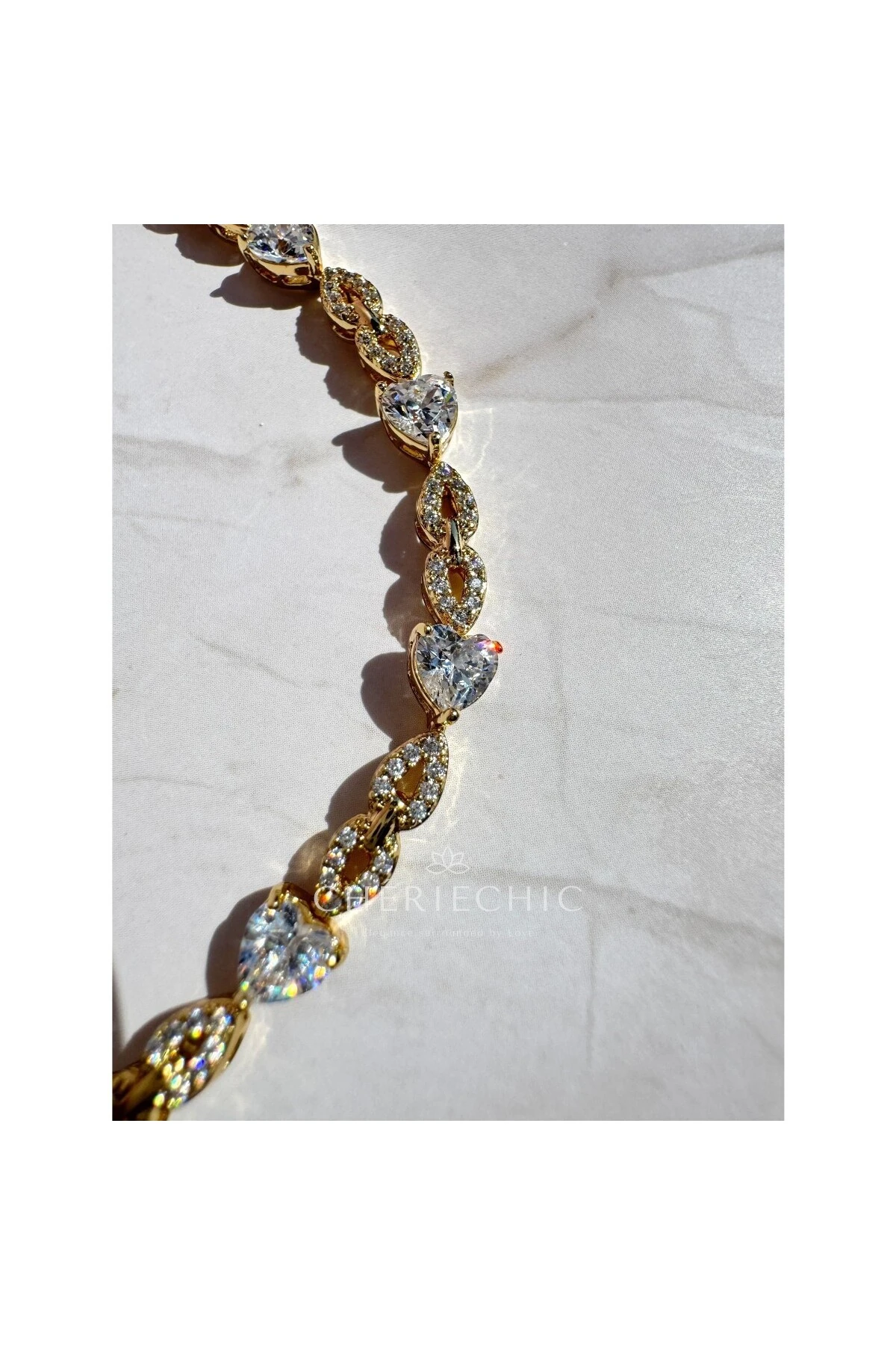 Kalp ve Damla Full Zirkon Taşlı Zarif Bileklik