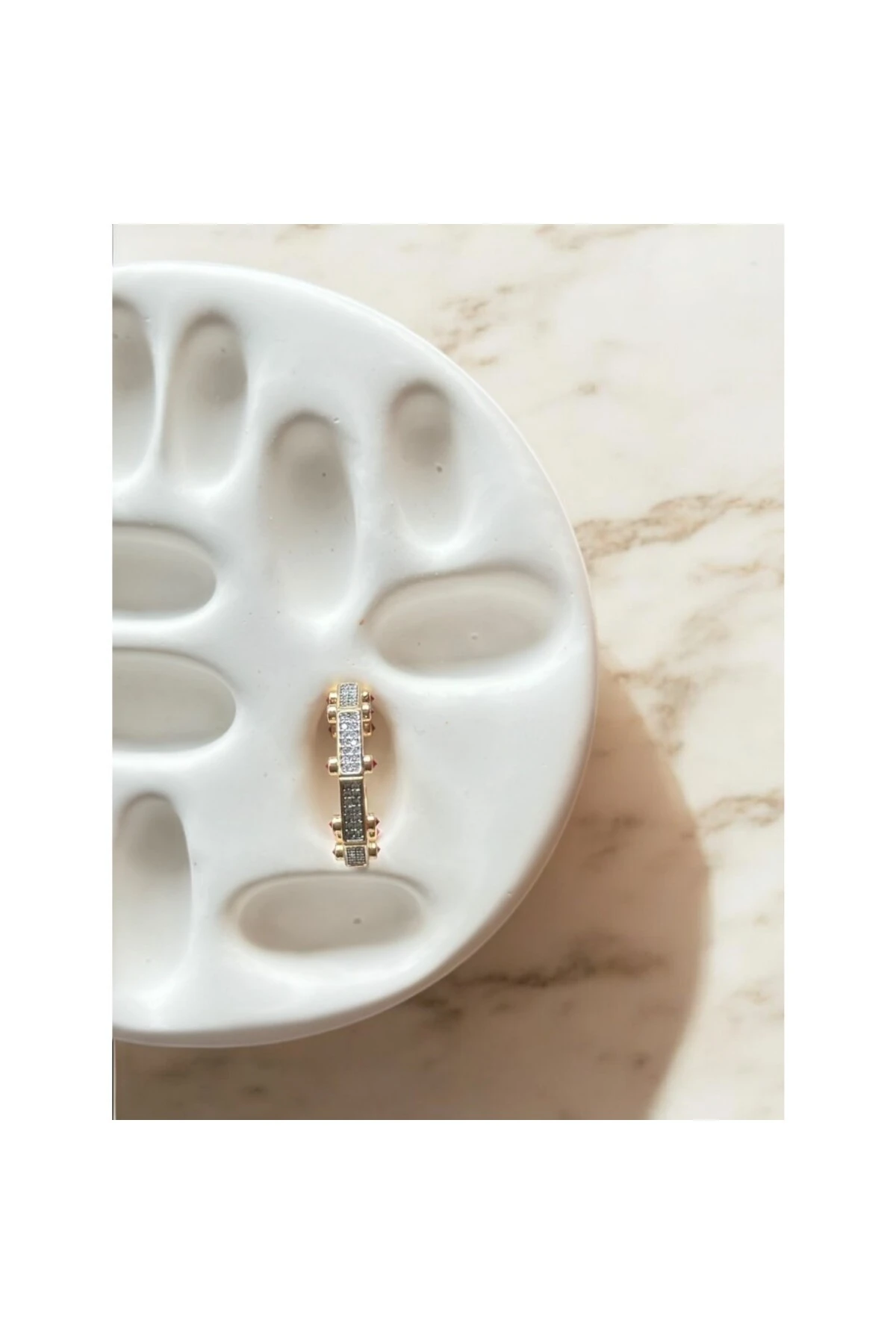 İnce Yakut ve Zirkon Taşlı Geometrik Leyla Yüzük