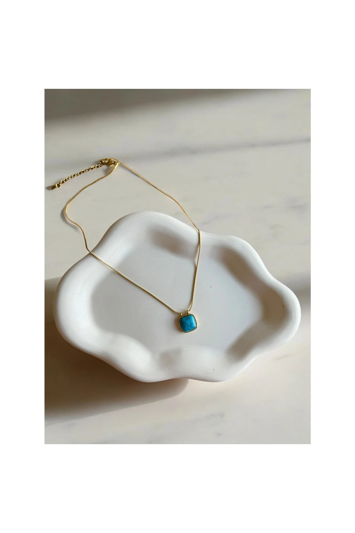 Firuze Taşlı Kare Model Vintage Çelik Kolye