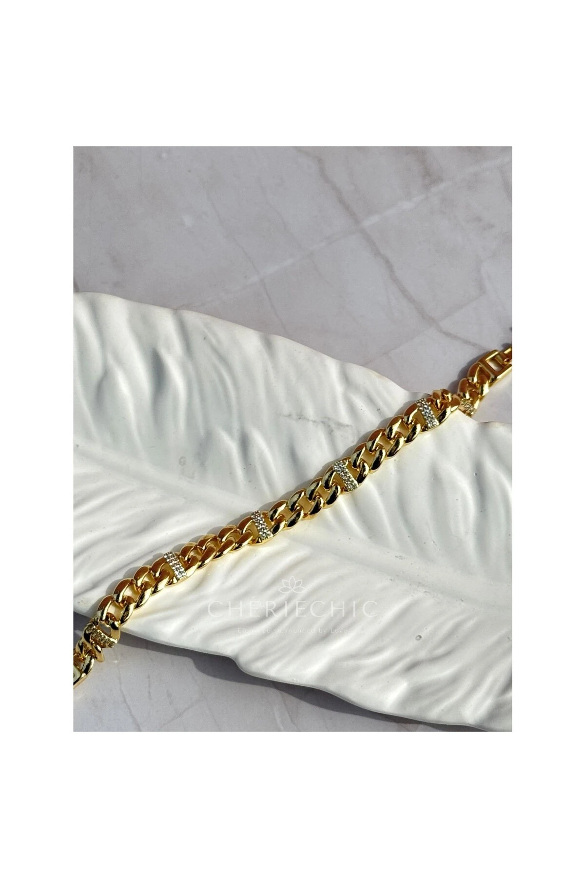 Şerit Zirkon Taşlı Klasik Zincir Model Bileklik