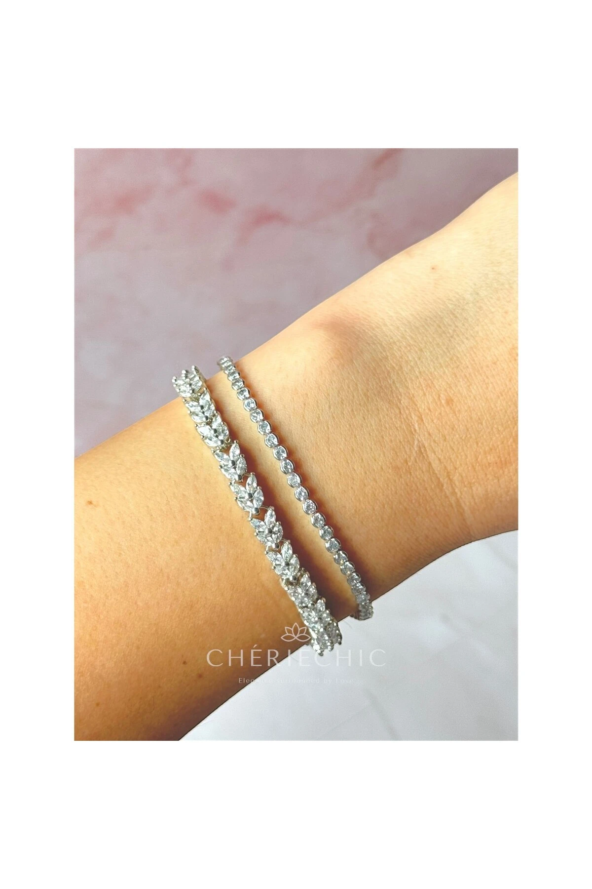 Yaprak Detaylı Full Zirkon Taş Su Yolu Bileklik