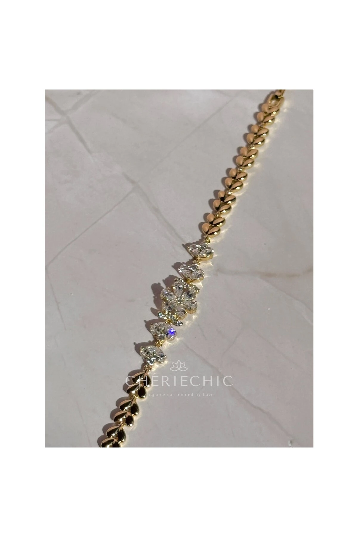 Lotus, Çiçek, Damla ve Kalp Detaylı Kristal Zirkon Taşlı Bileklik