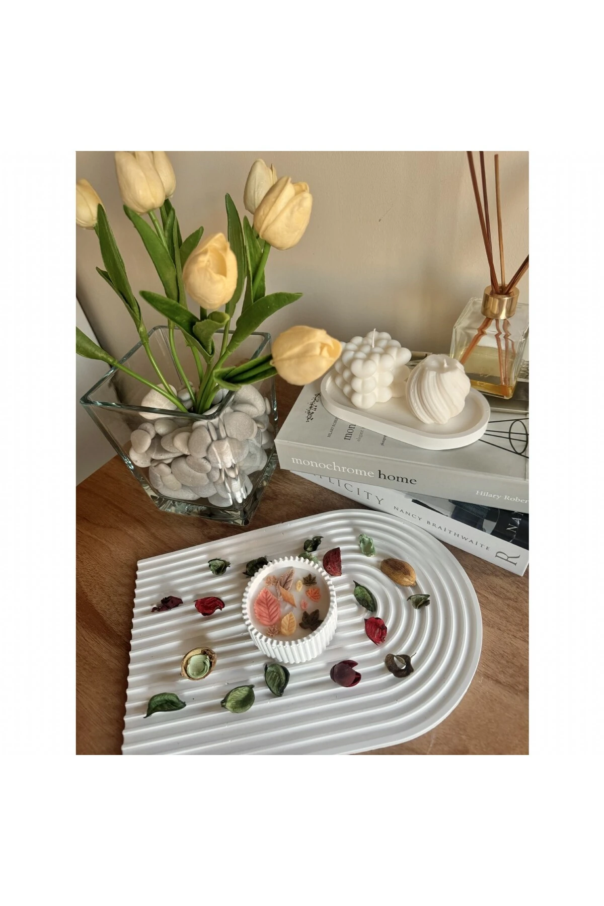 Yuvarlak Beton Sonbahar Yaprakları Dekor Mum | Sonbahar Koleksiyonu | Model 2