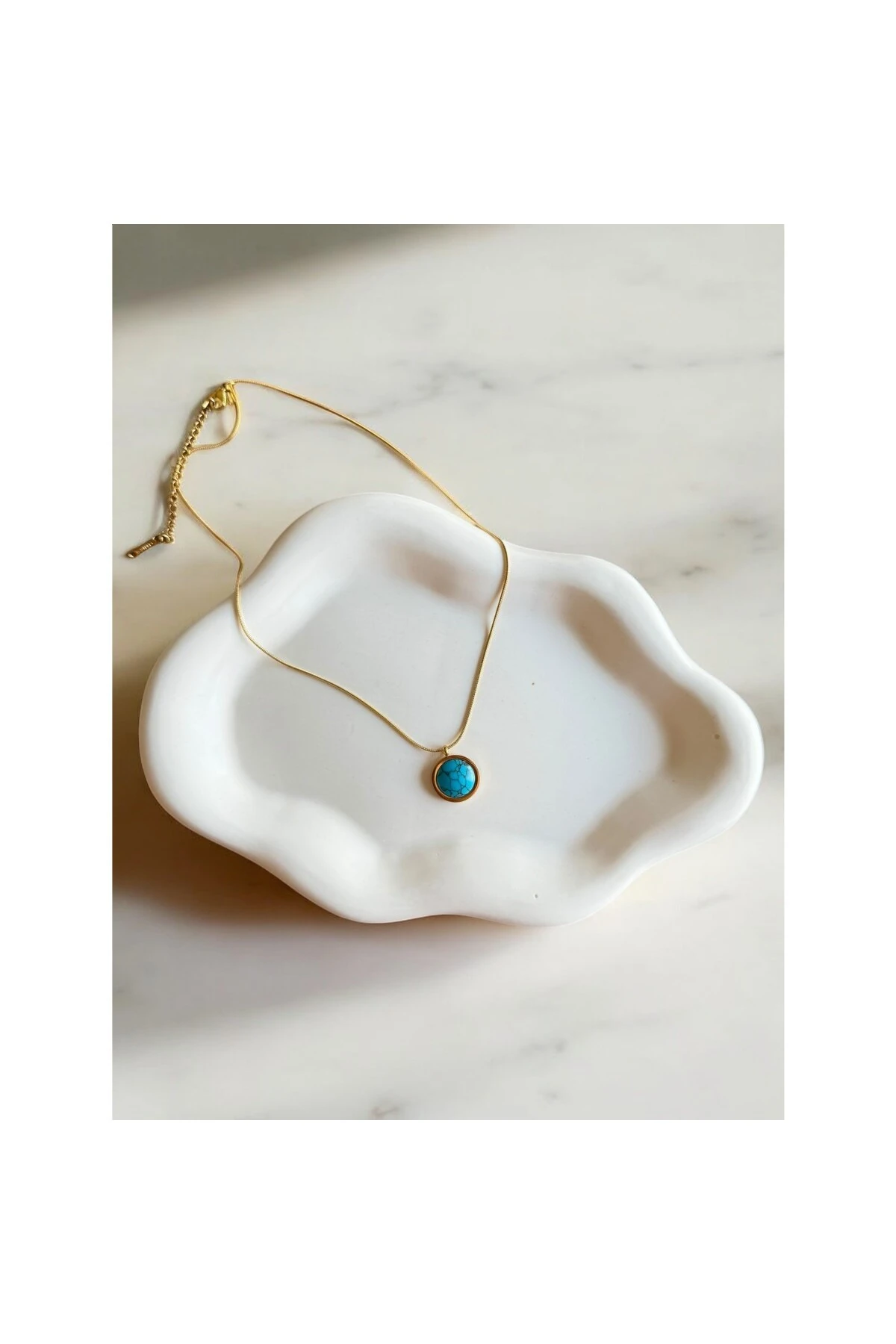 Firuze Taşlı Yuvarlak Model Vintage Çelik Kolye