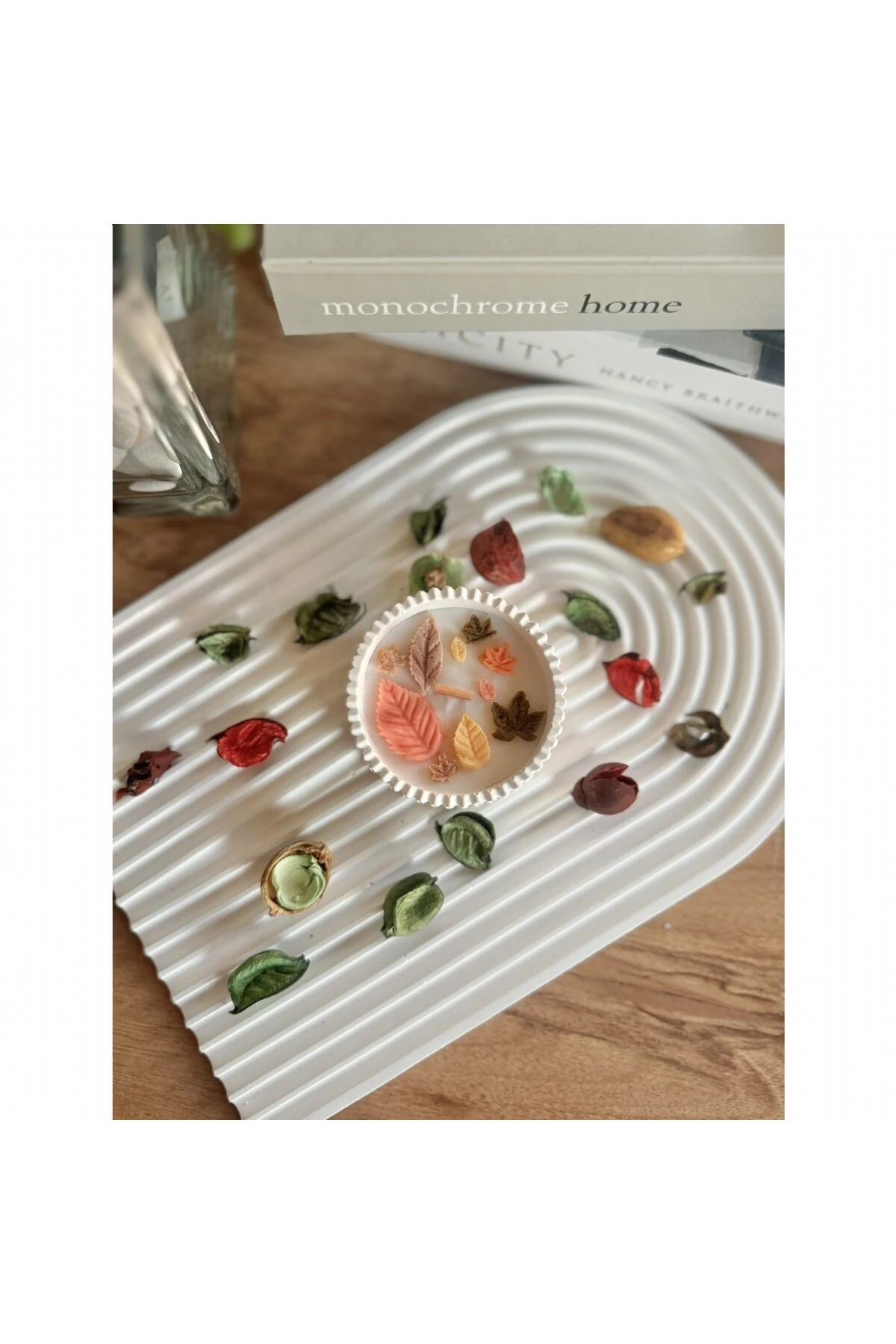 Yuvarlak Beton Sonbahar Yaprakları Dekor Mum | Sonbahar Koleksiyonu | Model 2