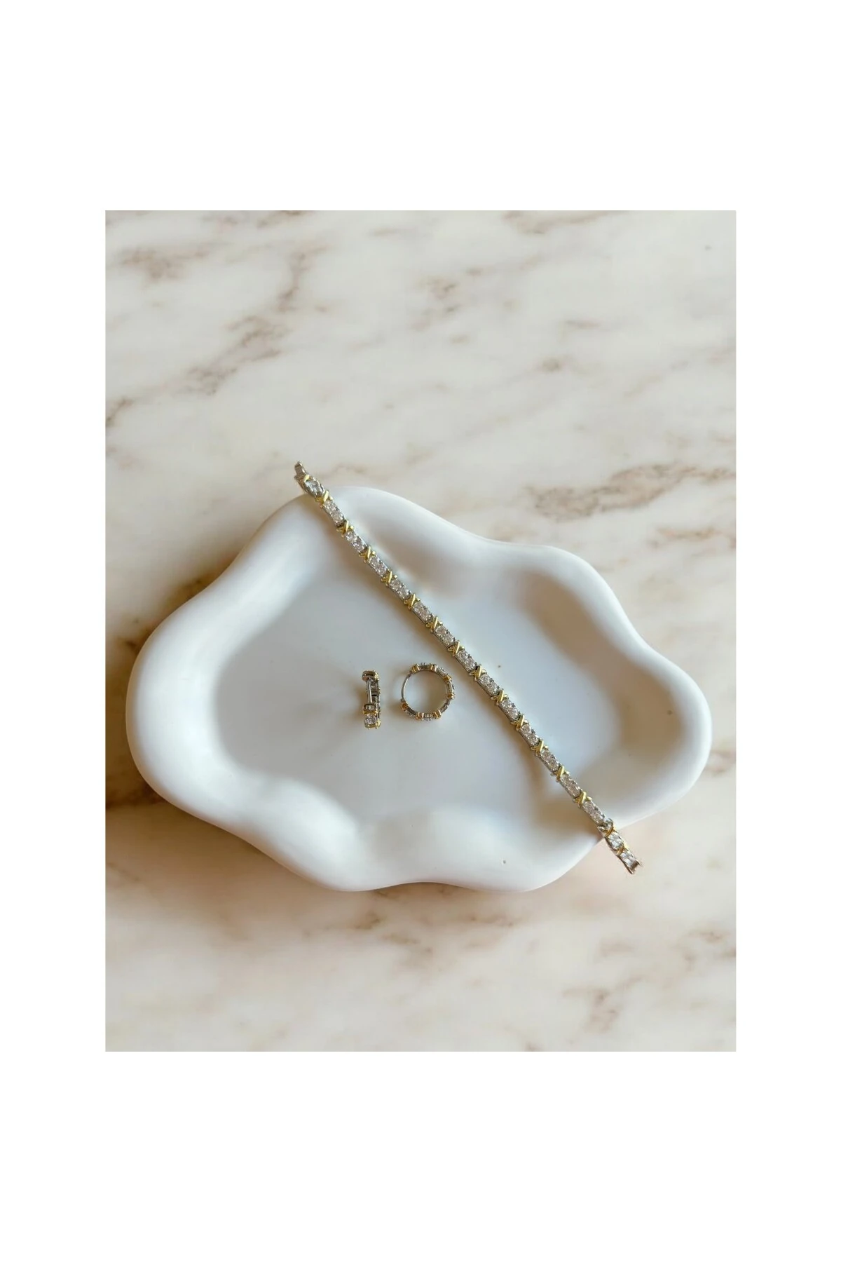 Zarif Tasarım Full Taş X Model Su Yolu Bileklik