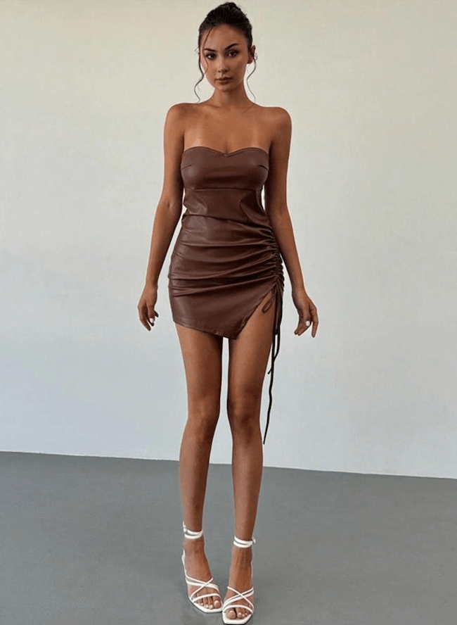 Seksi Kolsuz Mini Bodycon Suni Deri Elbise 
