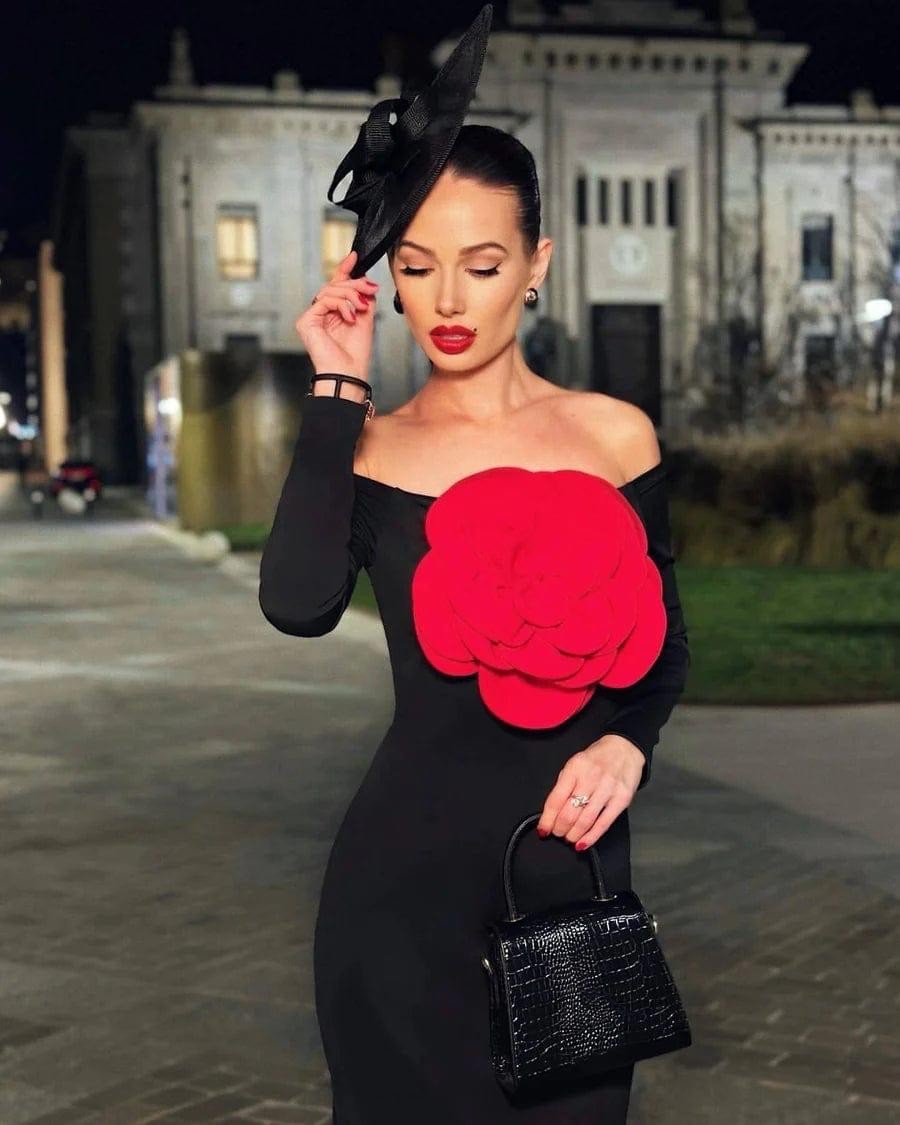 Gül Detay Madonna Elbise