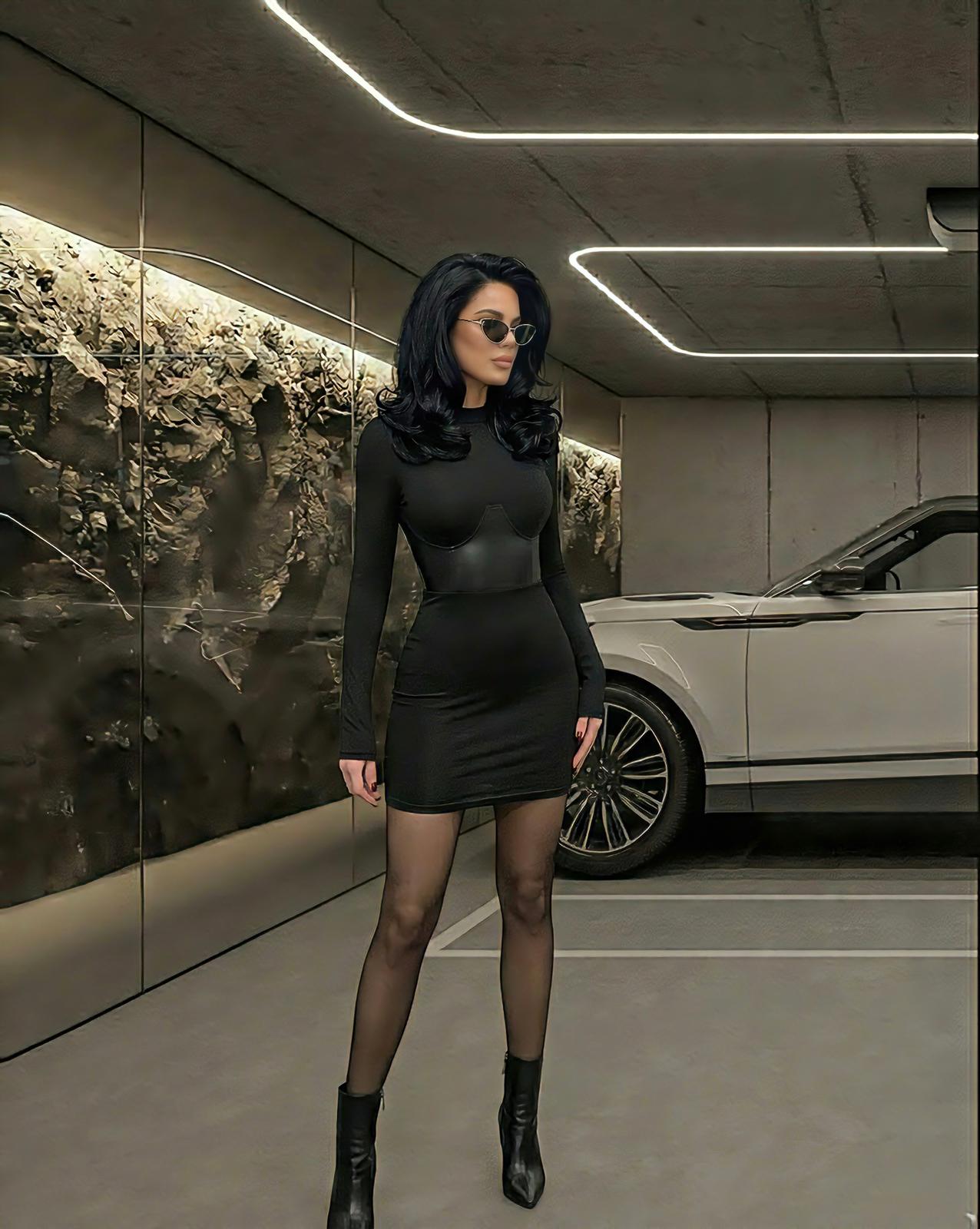 Deri korse görünümlü toparlayıcı mini elbise