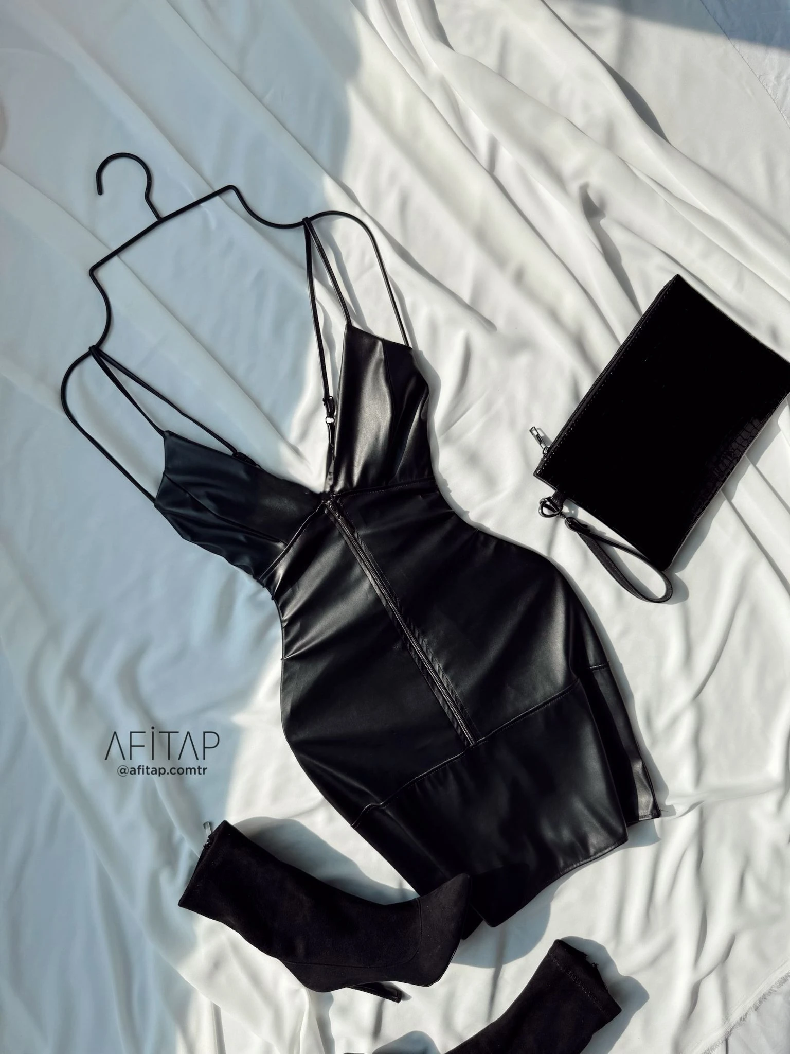 Deri Fermuar Detay Mini Elbise