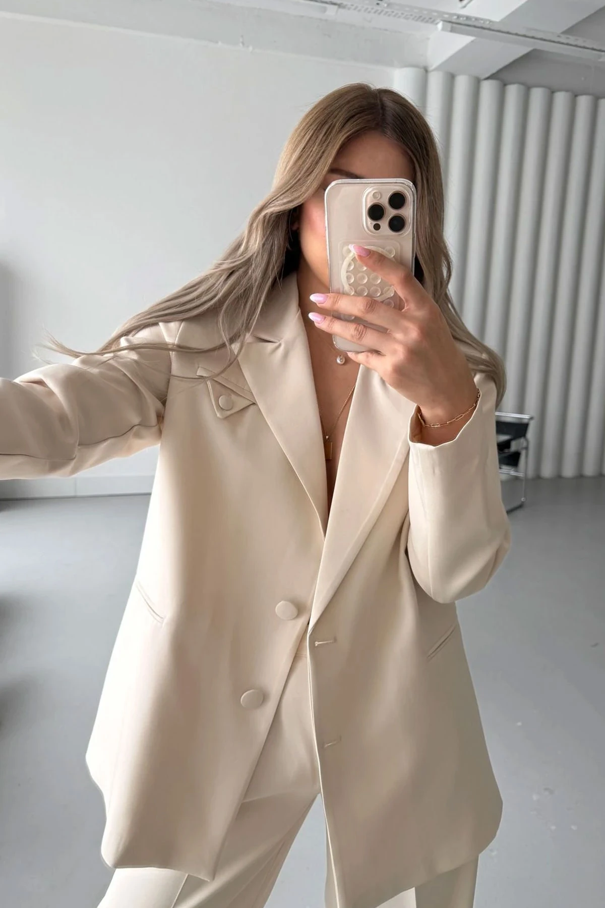 Kadın Krem Düğme Detay Blazer Ceket Pantolon Takım Elbise