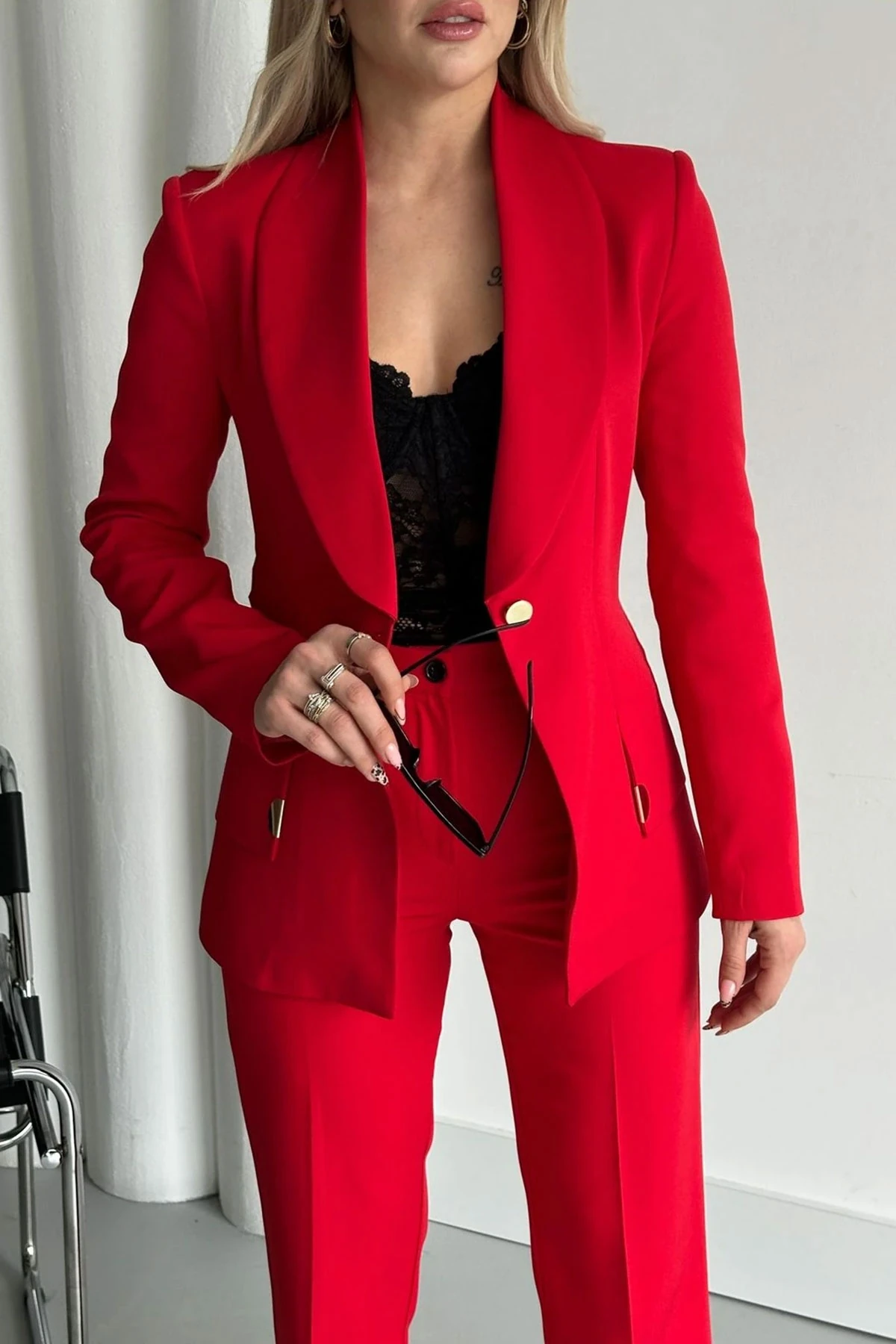 Kadın Kırmızı Gold Detay Blazer Ceket Pantolon Takım Elbise