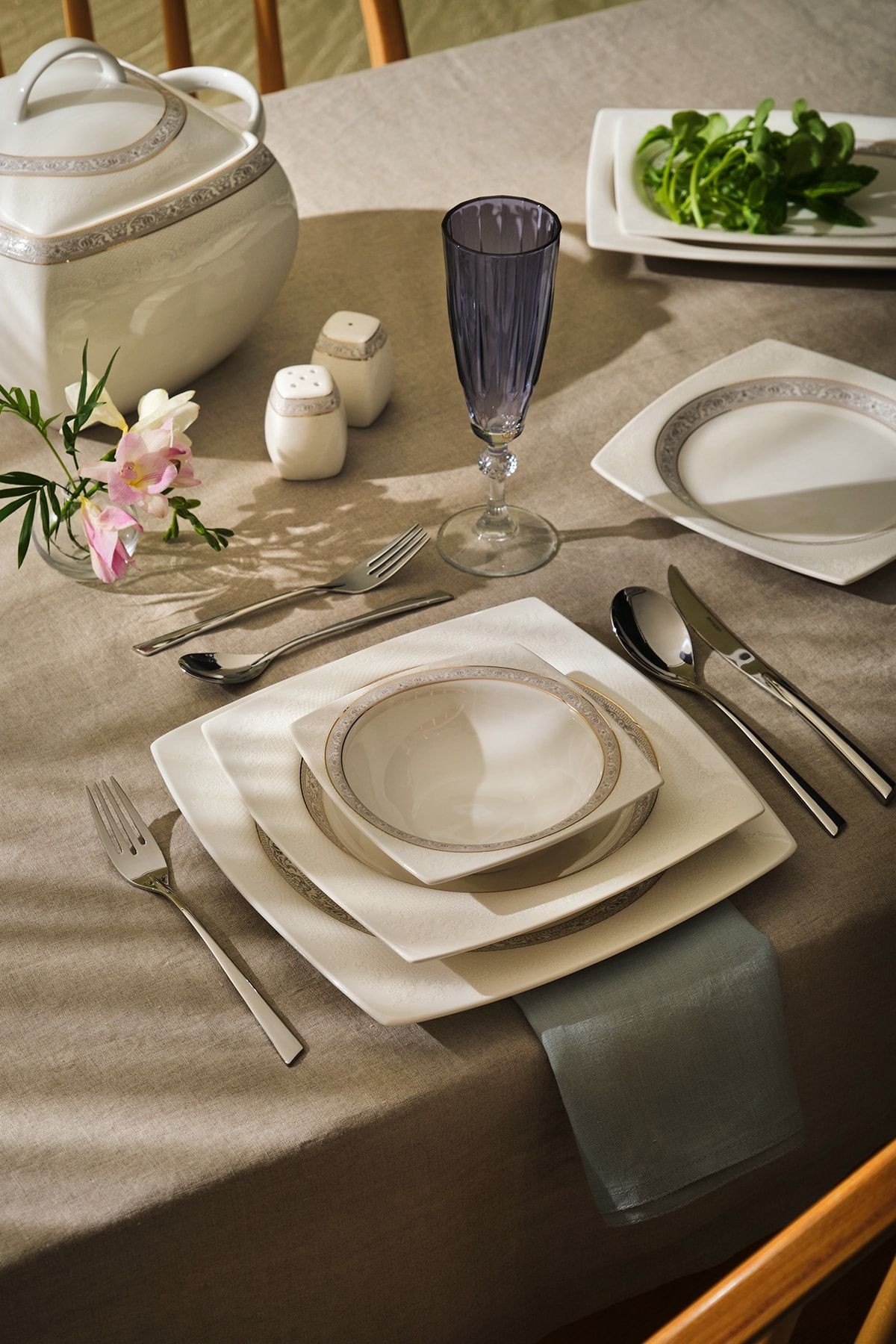 Fine Bone Dantel Yemek Takımı 60 Parça Kare