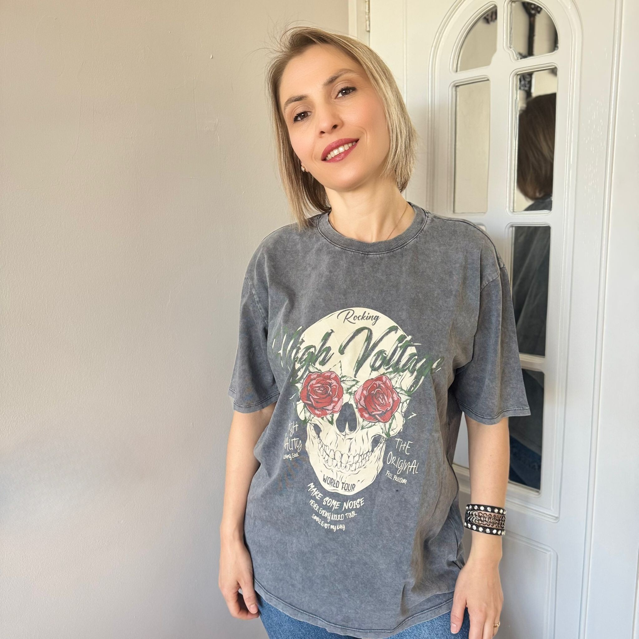 Yıkamalı Kuru Kafa Desenli T-shirt