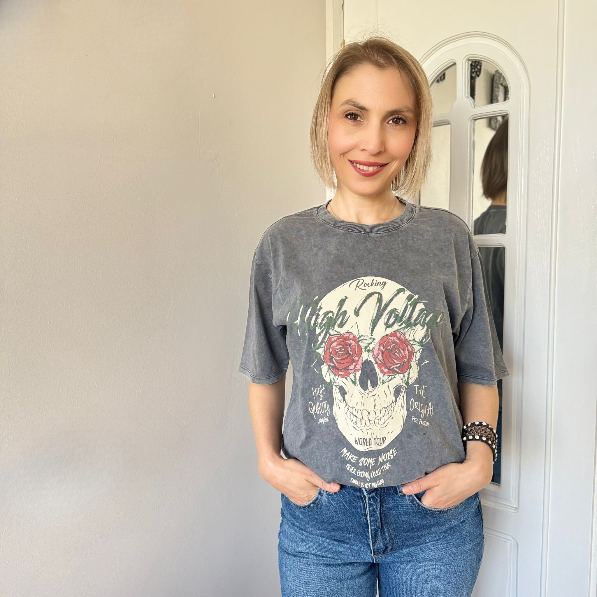 Yıkamalı Kuru Kafa Desenli T-shirt