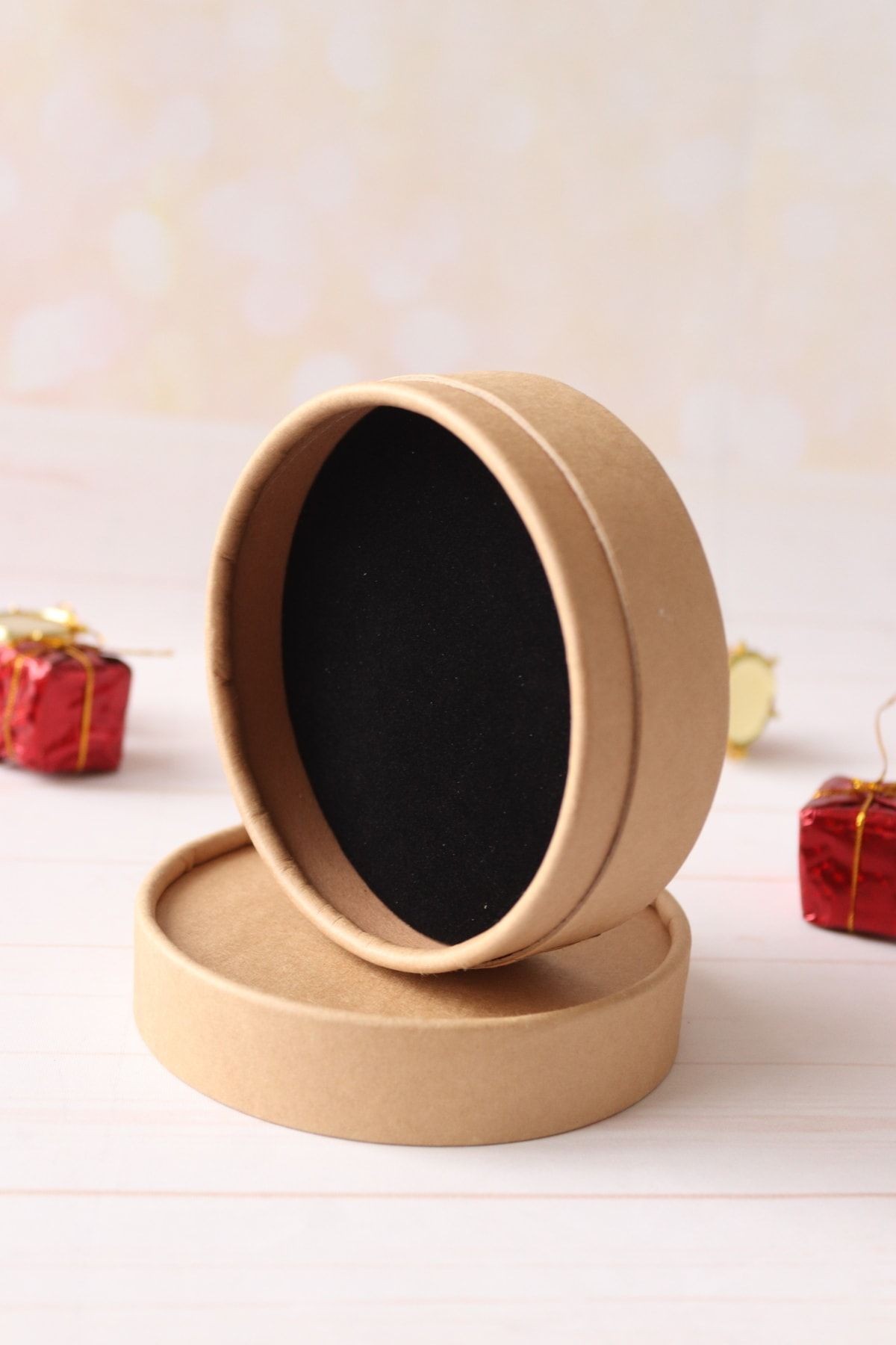Süngerli Kraft Silindir Kutu ( Yükseklik 5 Cm, Çap 12cm ) Büyük Boy