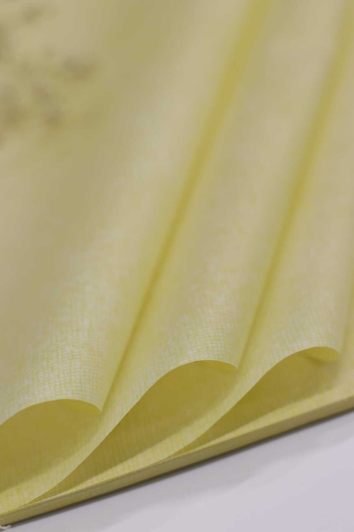 Sarı dokulu pelur kağıdı 50x70 dir 17 gram dır.