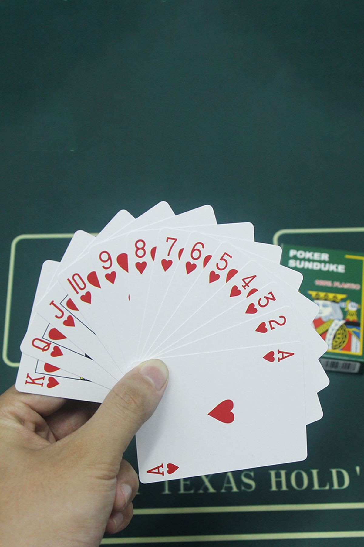 Kırmızı Pvc Plastik Su Geçirmez iskambil Poker Oyun Kağıdı cin444kr