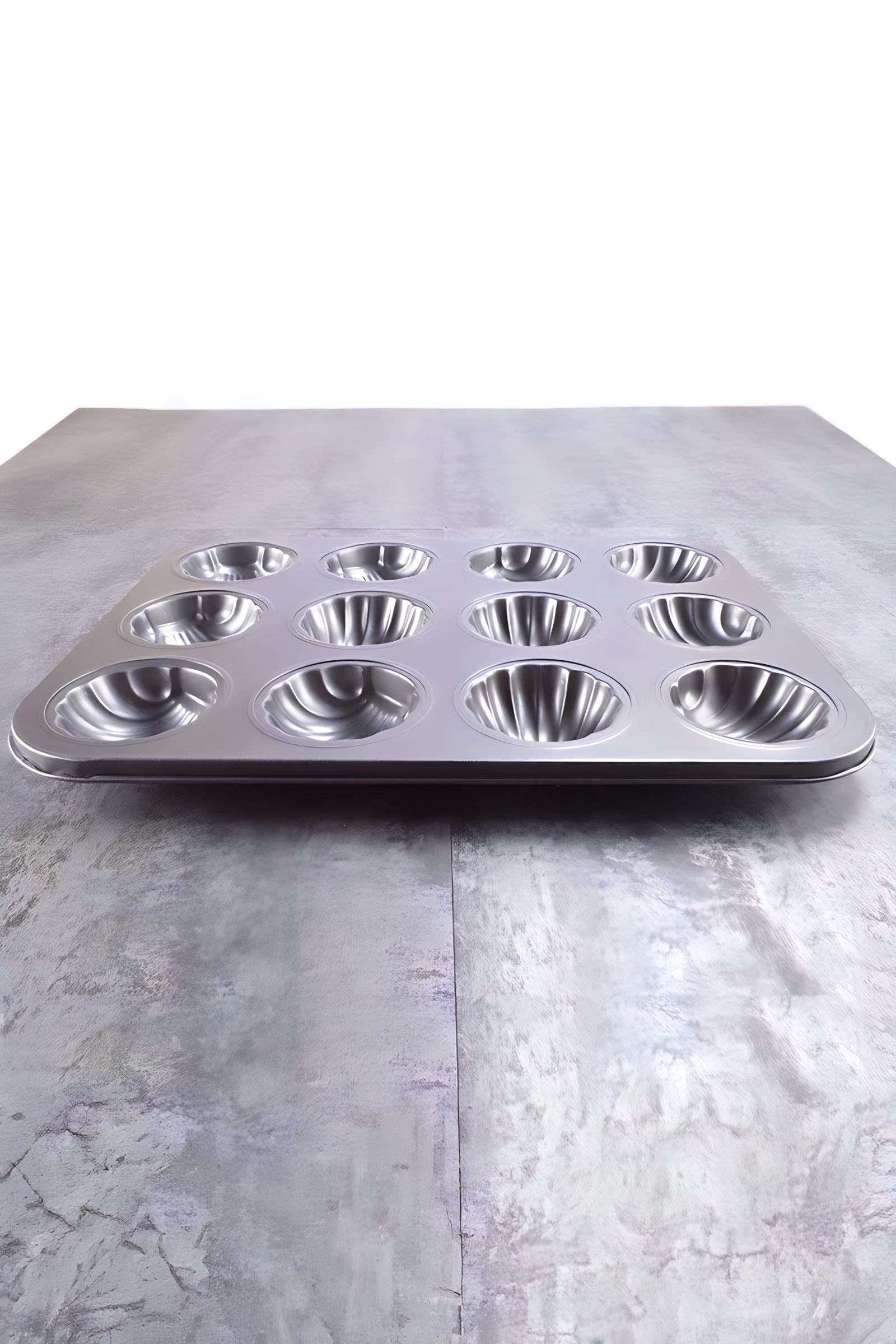 Karbon Çelik 12li İstiridye Deniz Kabuğu Muffin Cupcake Kek Pişirme Kalıbı mt124