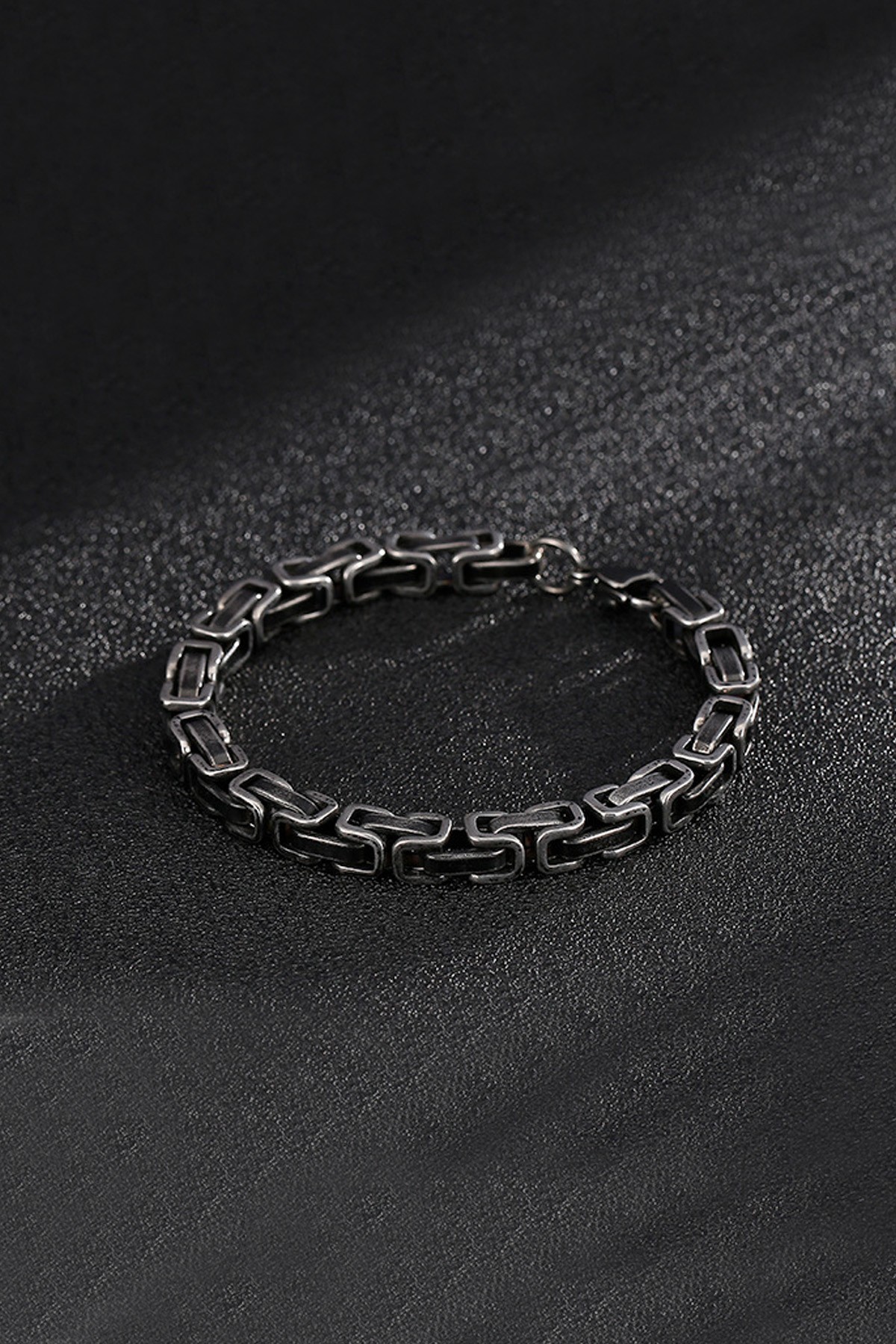 Chavin Kral Model 5 mm. Eskitme Gri Çelik Erkek Bileklik az68es