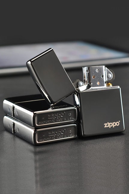 Zippo Çakmak Parlak Siyah Hediyelik Kutu Benzin Taş Set du10-2475